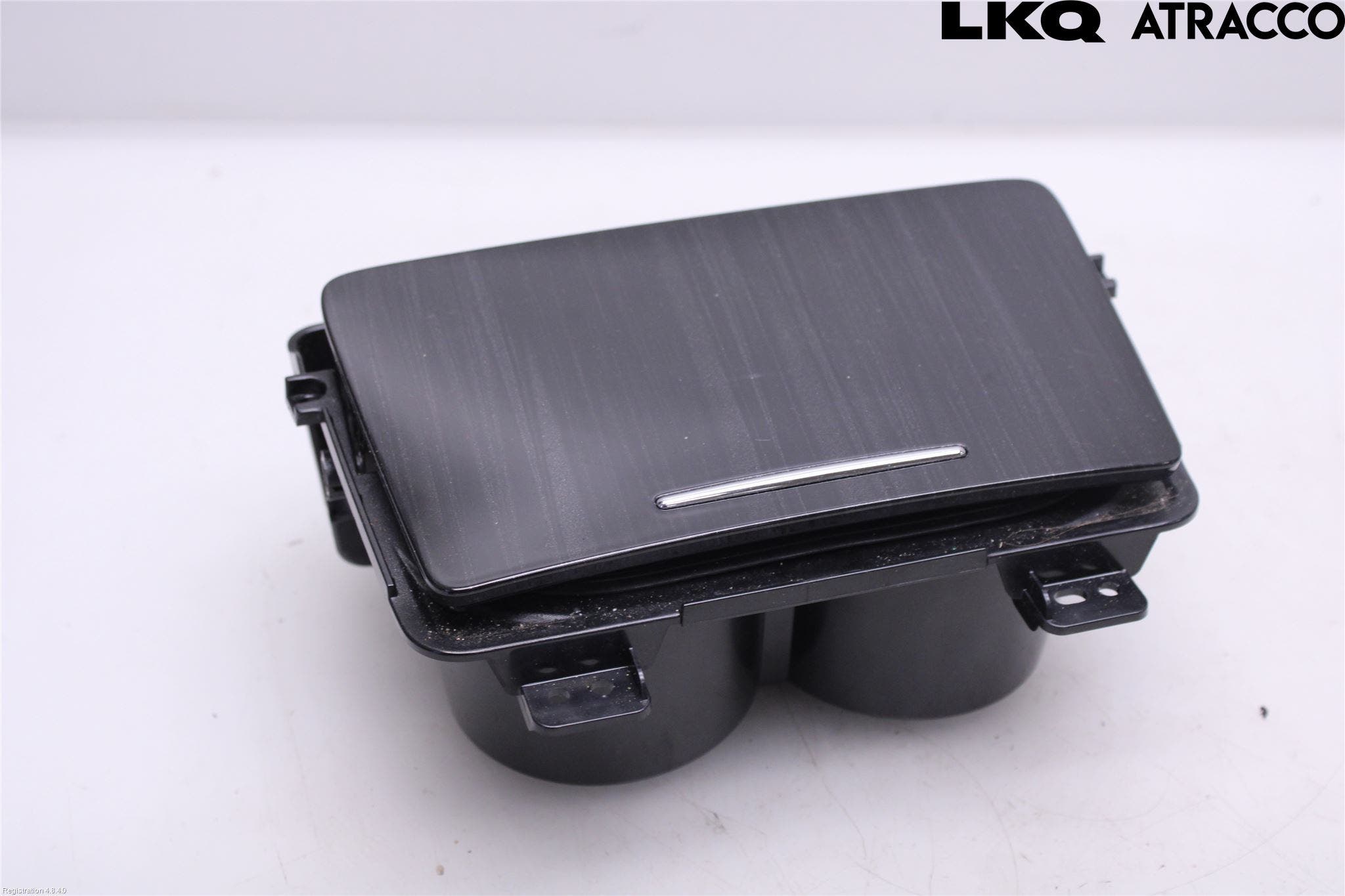 Mitsubishi OUTLANDER 13-21 Mugghållare