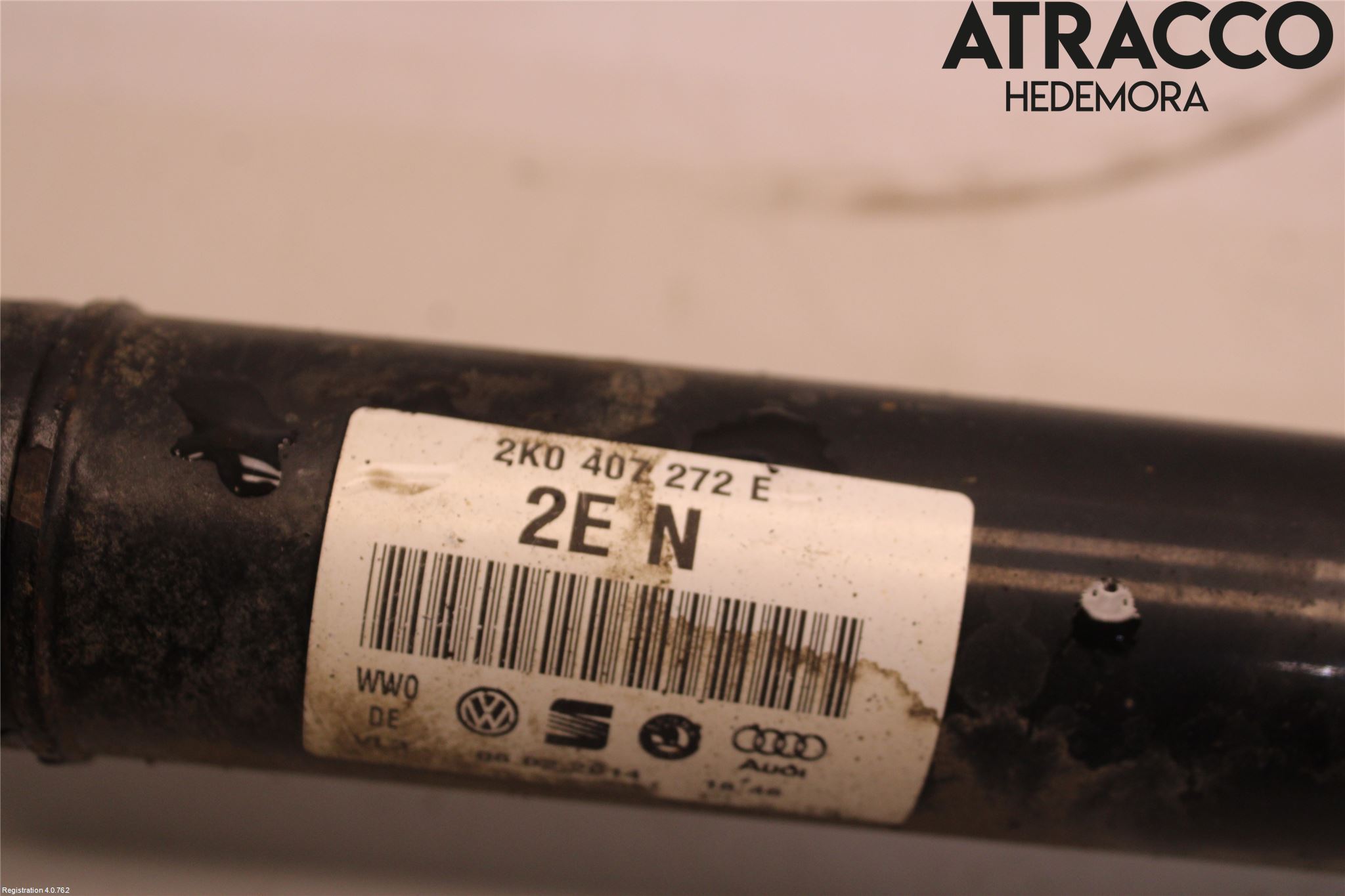 Volkswagen VW CADDY 11-15 Drivaxel Fram Höger