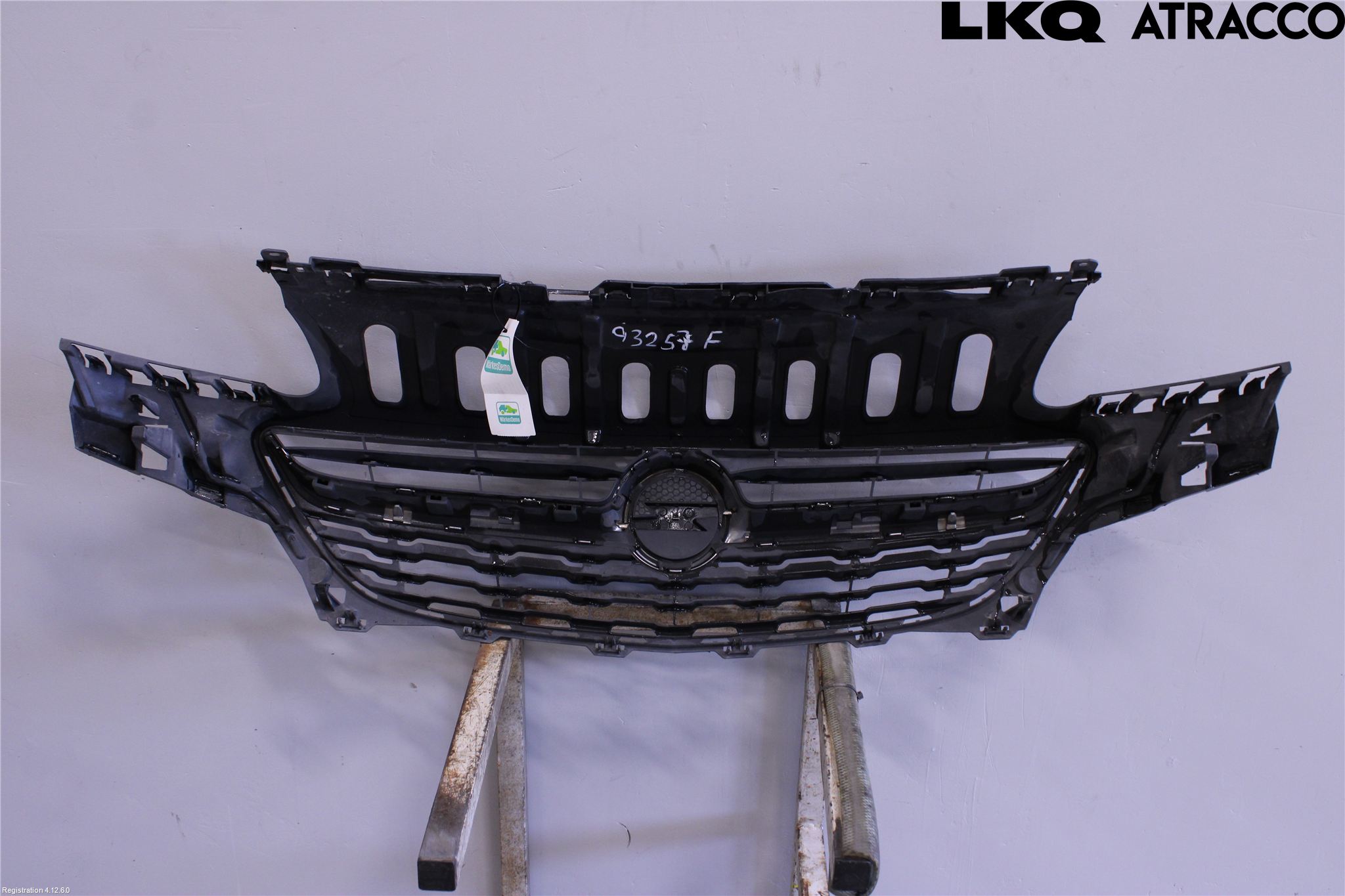Opel CORSA E 15-19 Grill Komp