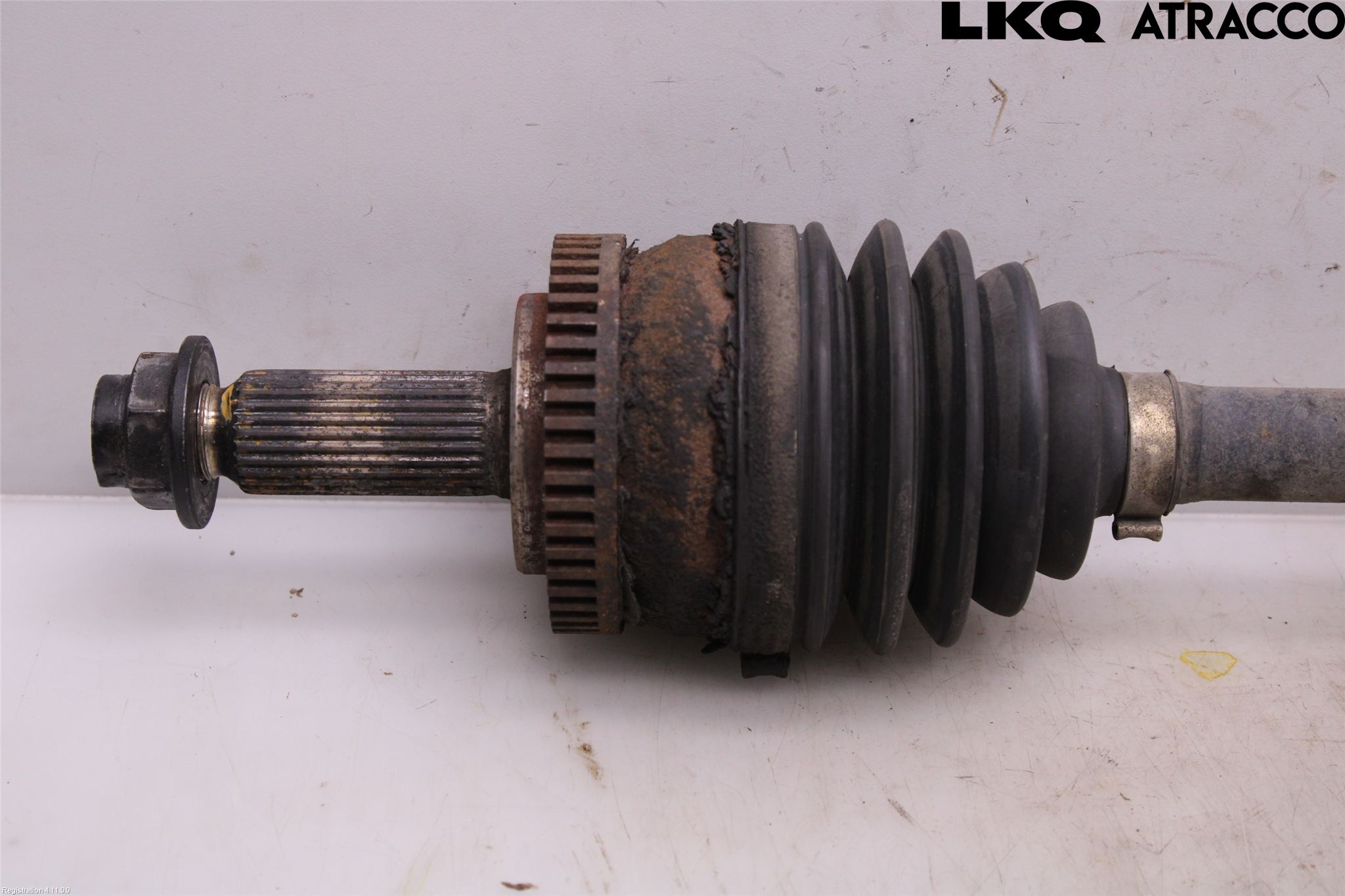 Hyundai i40 08-15 Drivaxel Fram Vänster