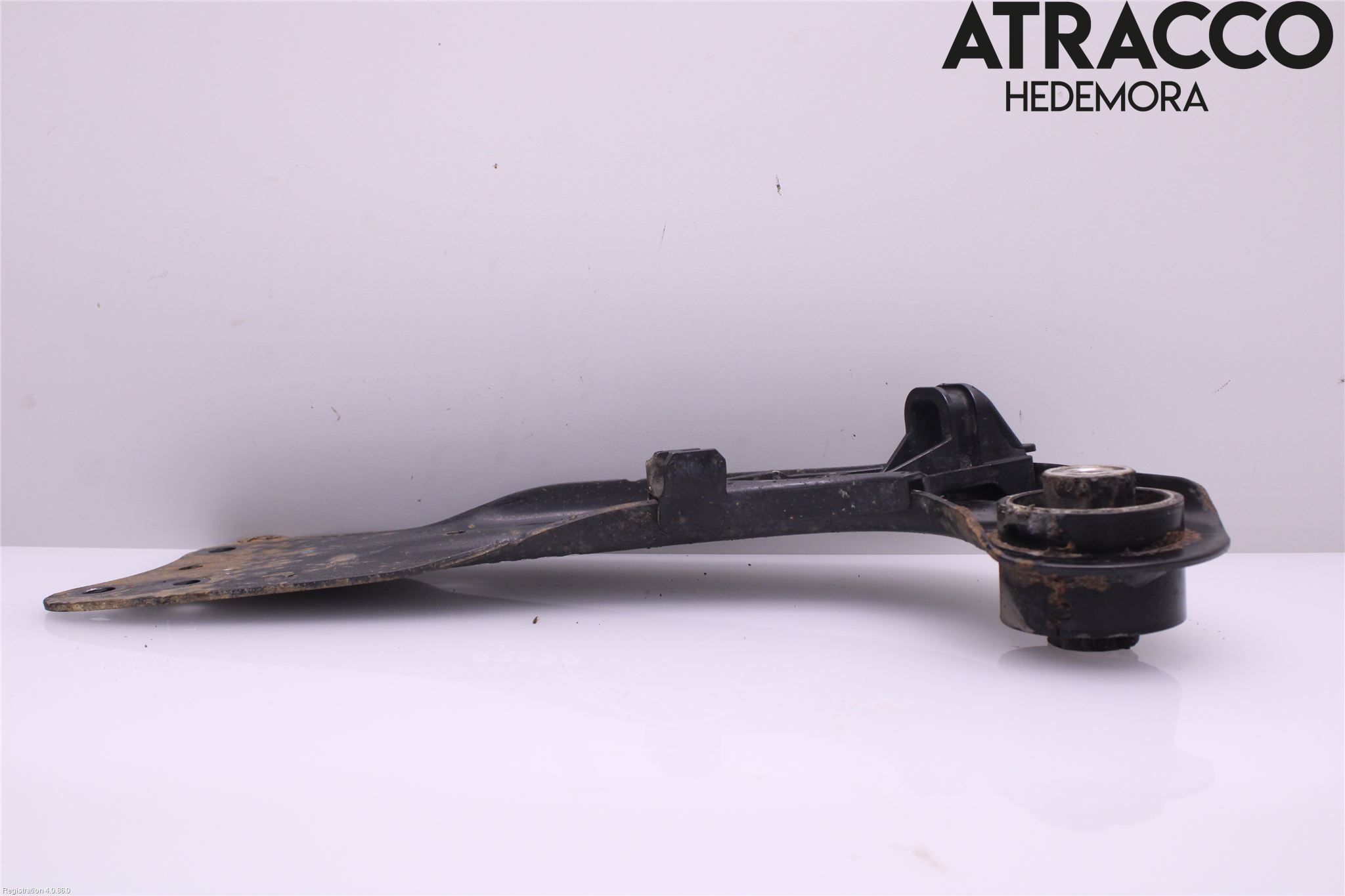 Volkswagen VW TOURAN 10-15 Bärarm Bak Höger