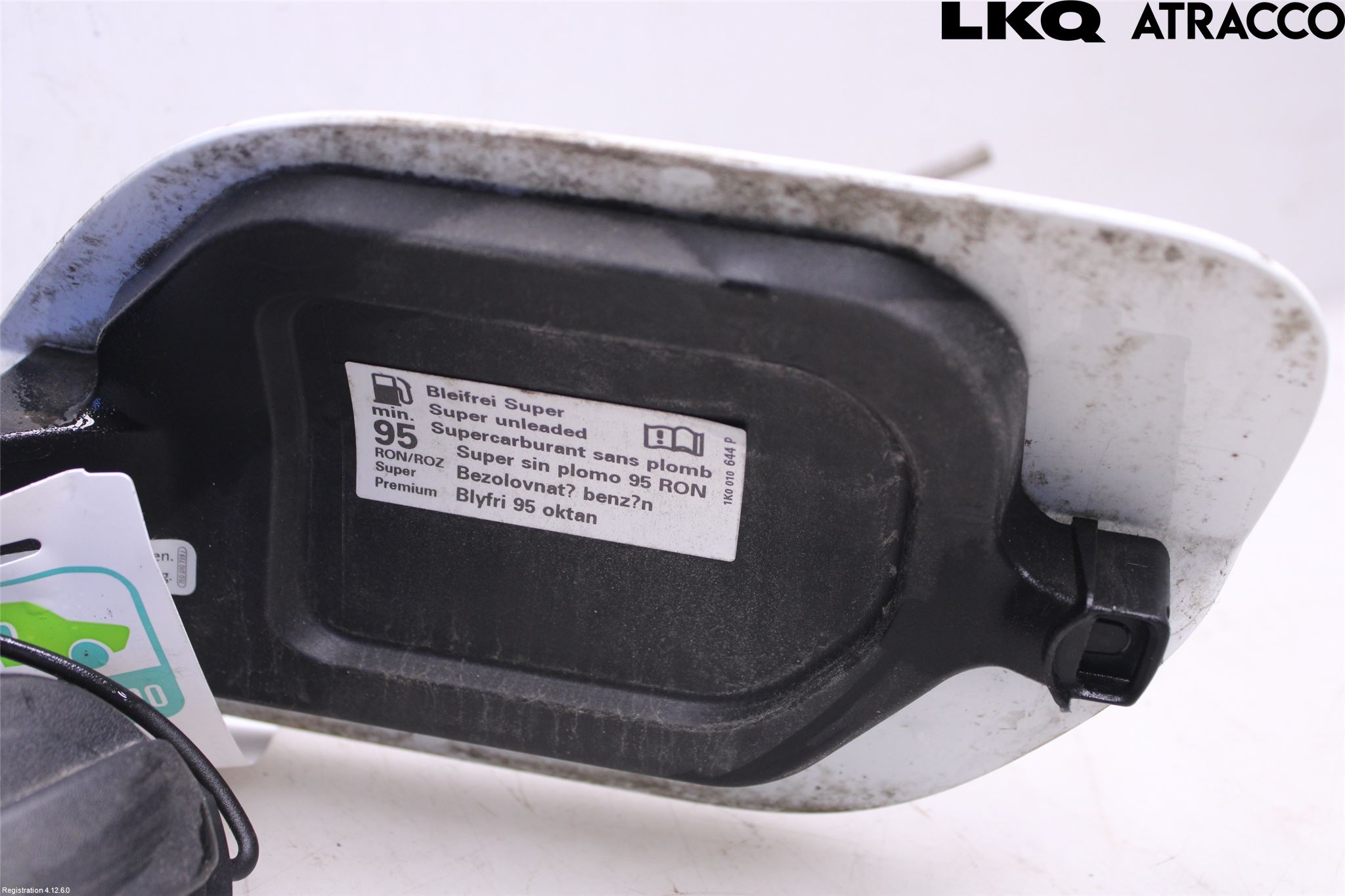 Volkswagen VW PASSAT 15-19 Tanklucka
