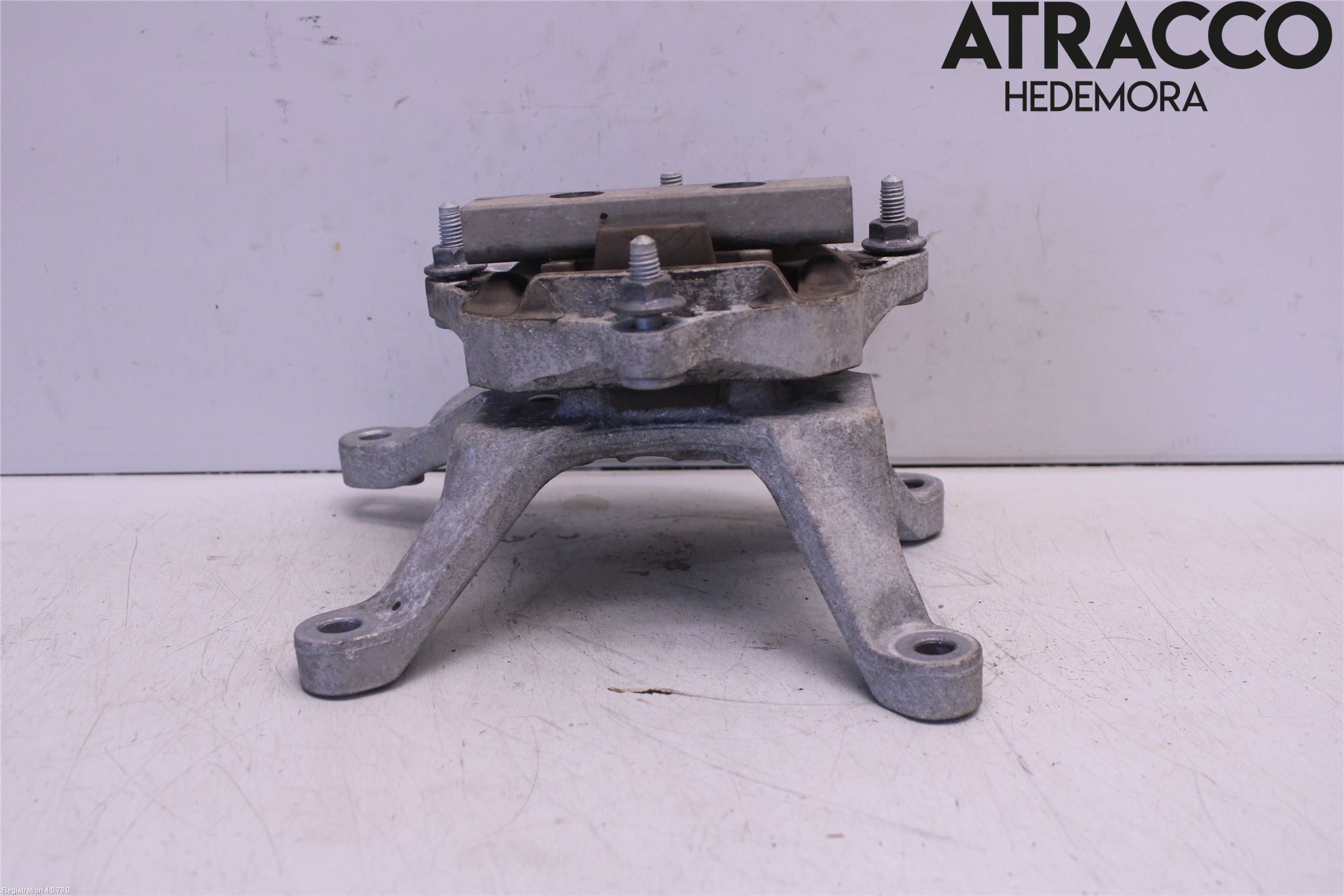 Audi A4/S4 B9 16-19 Växellådskudde