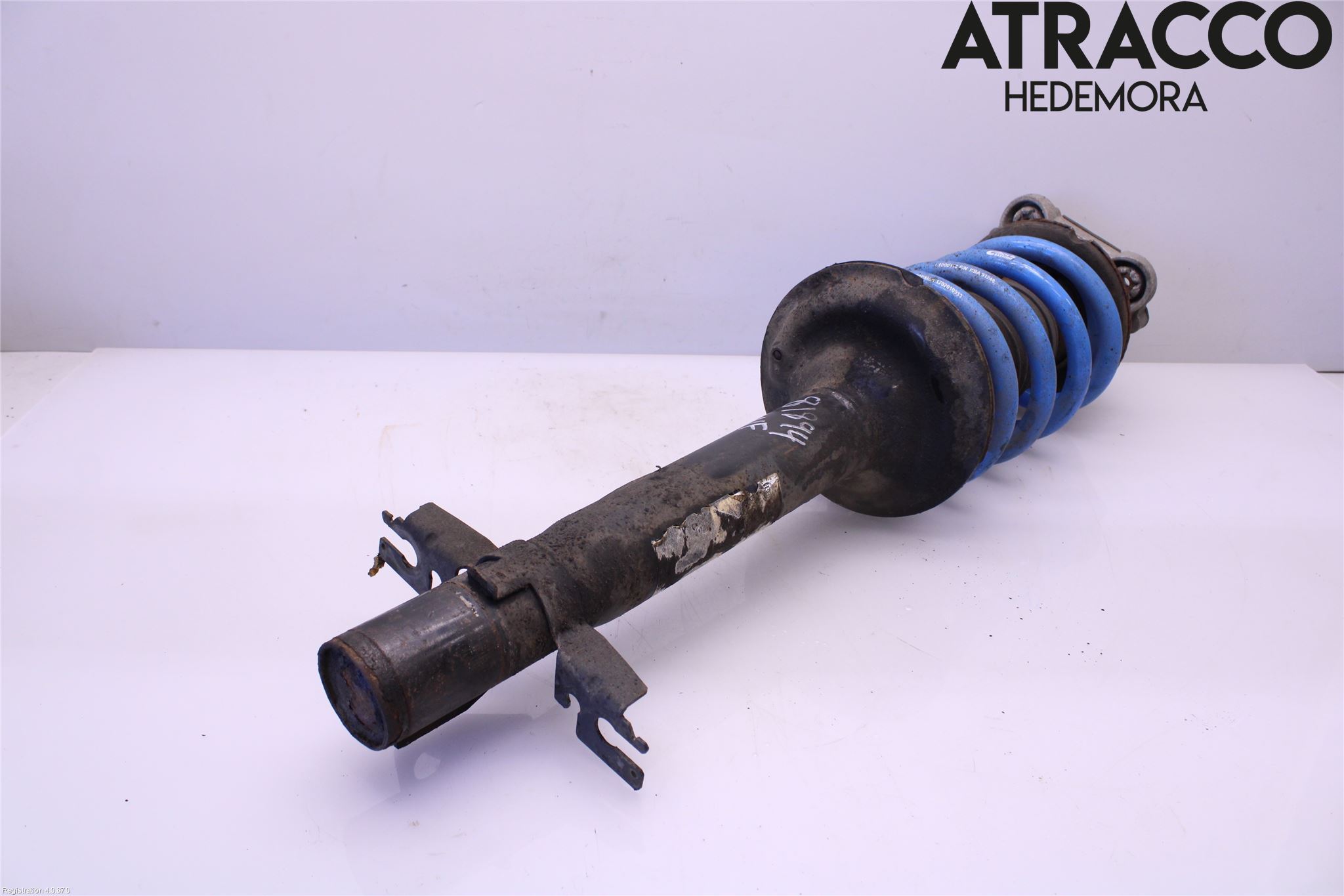 Husbil, husvagn HUSBIL ADRIA Fjäderben Fram Vänster