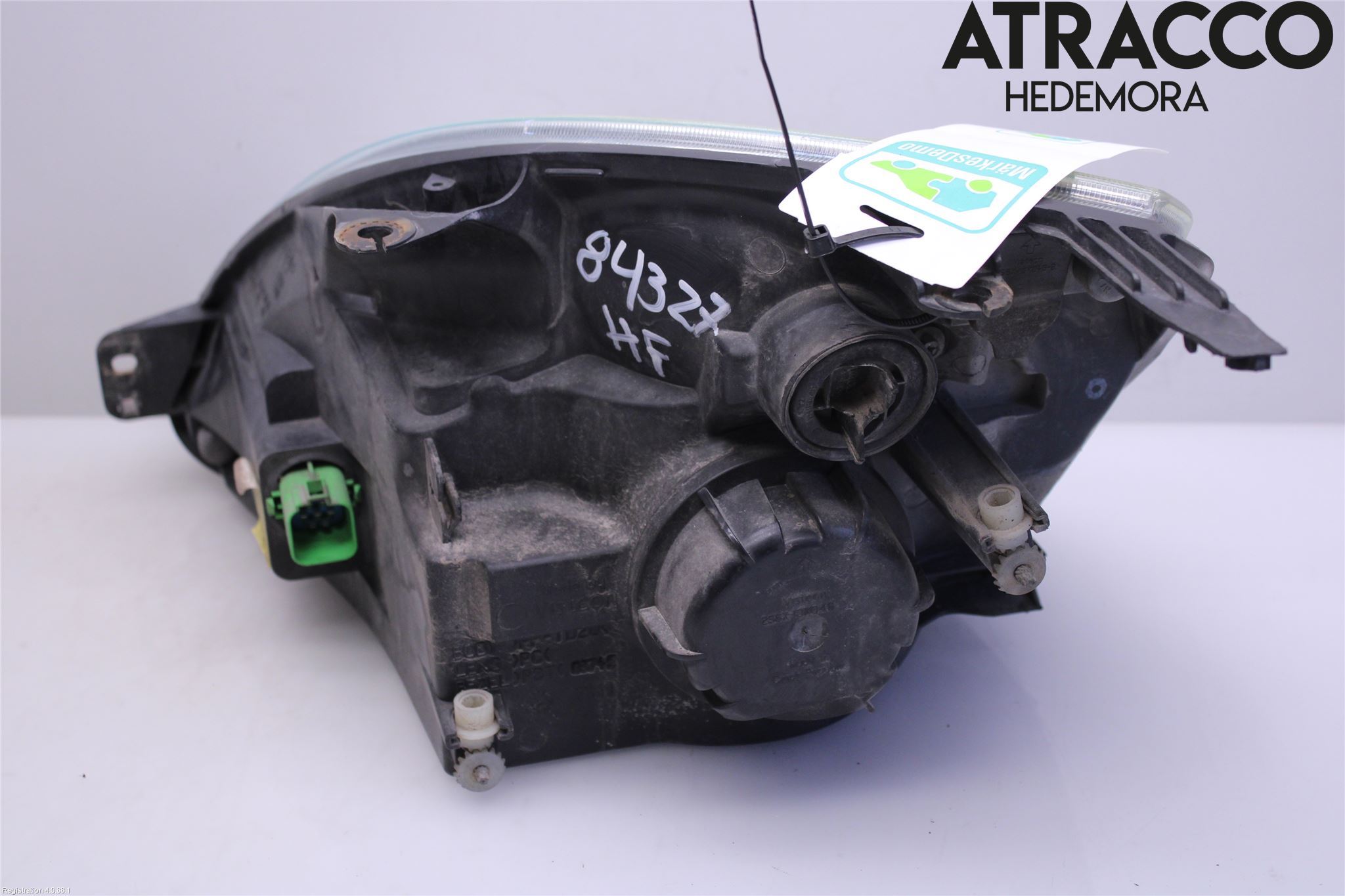 Ford FIESTA     02-05 Strålkastare Höger
