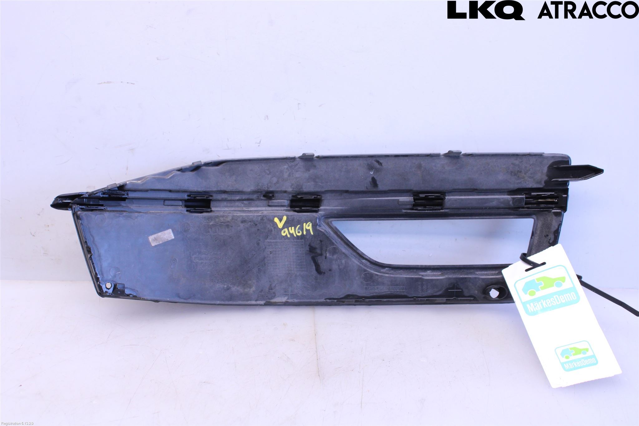 Audi A4/S4 08-11 Dimljussarg Fram