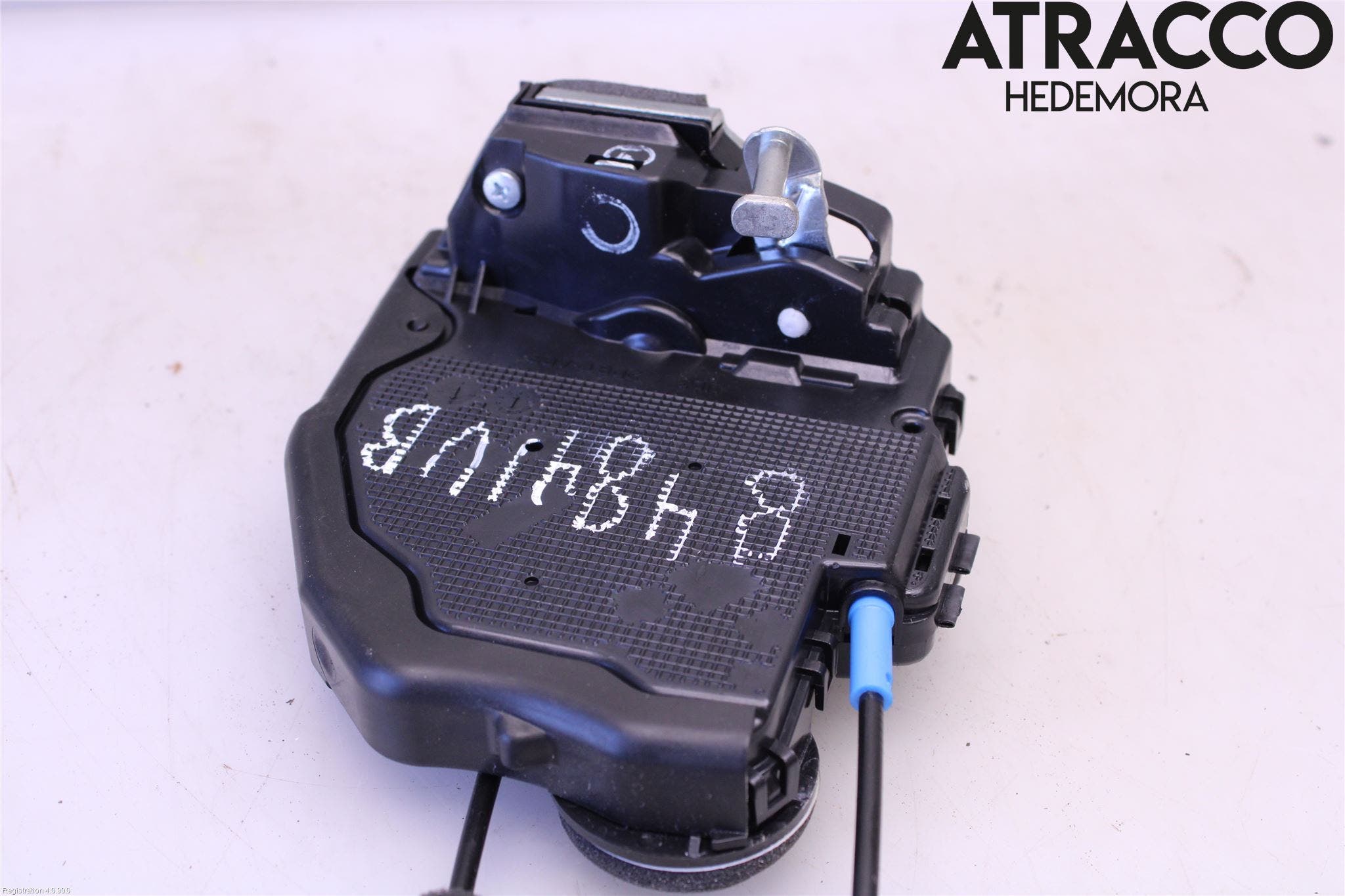 Toyota COROLLA 19- Låskista-Dörrlås