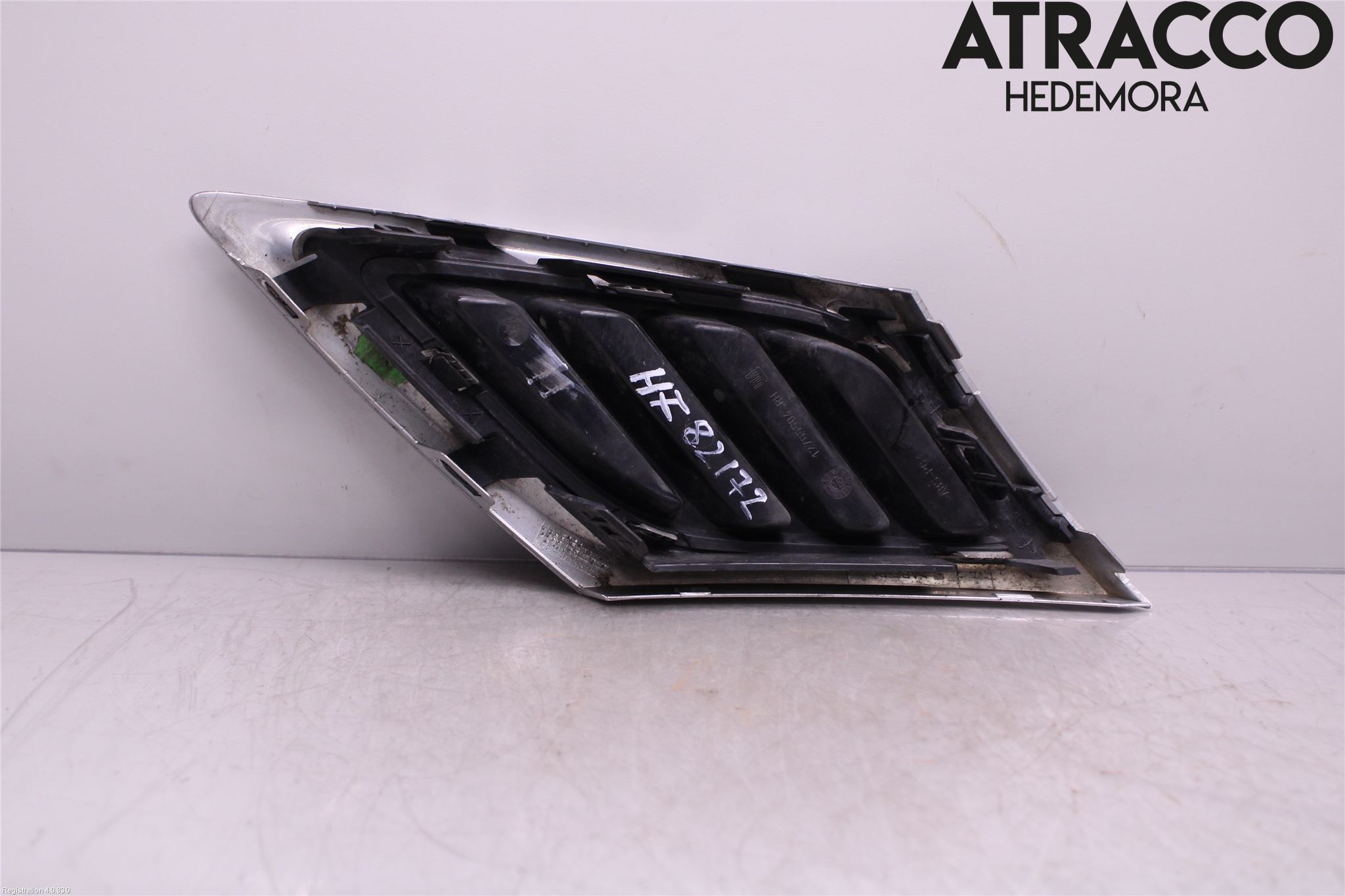 Saab 9-3 VER2/VER3 08-15 Grilldel Höger