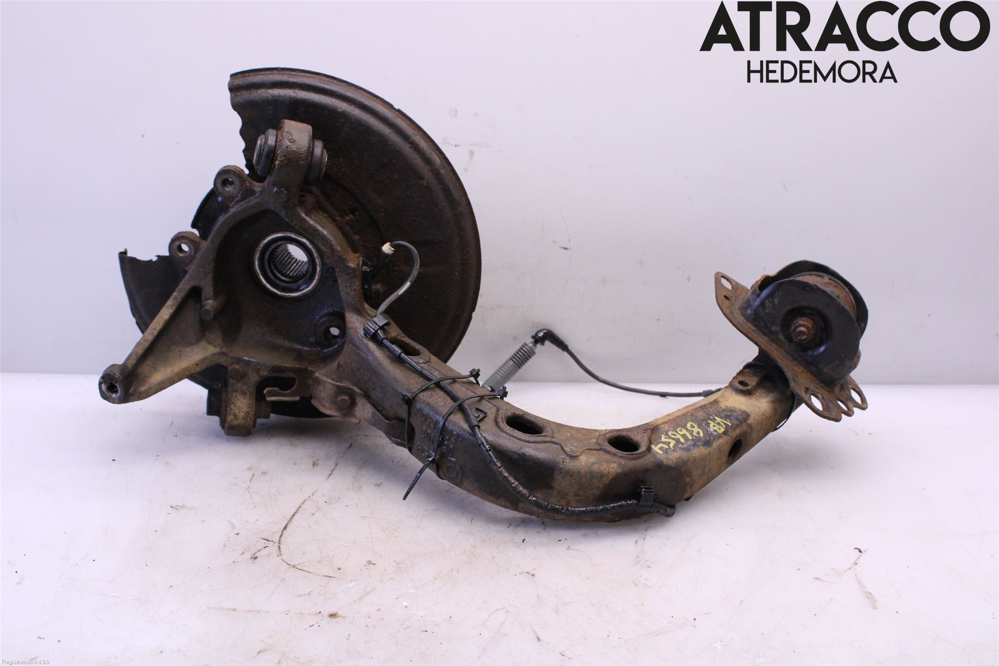 BMW 3 E46      98-05 Hjullagerhus-Spindel Vä B