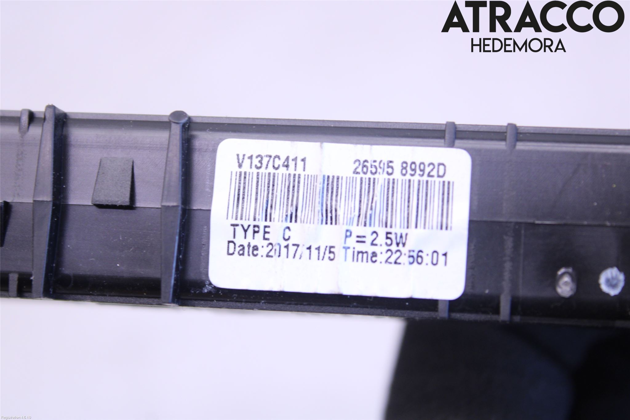 Dacia DUSTER 18-24 Bromsljus Bakruta