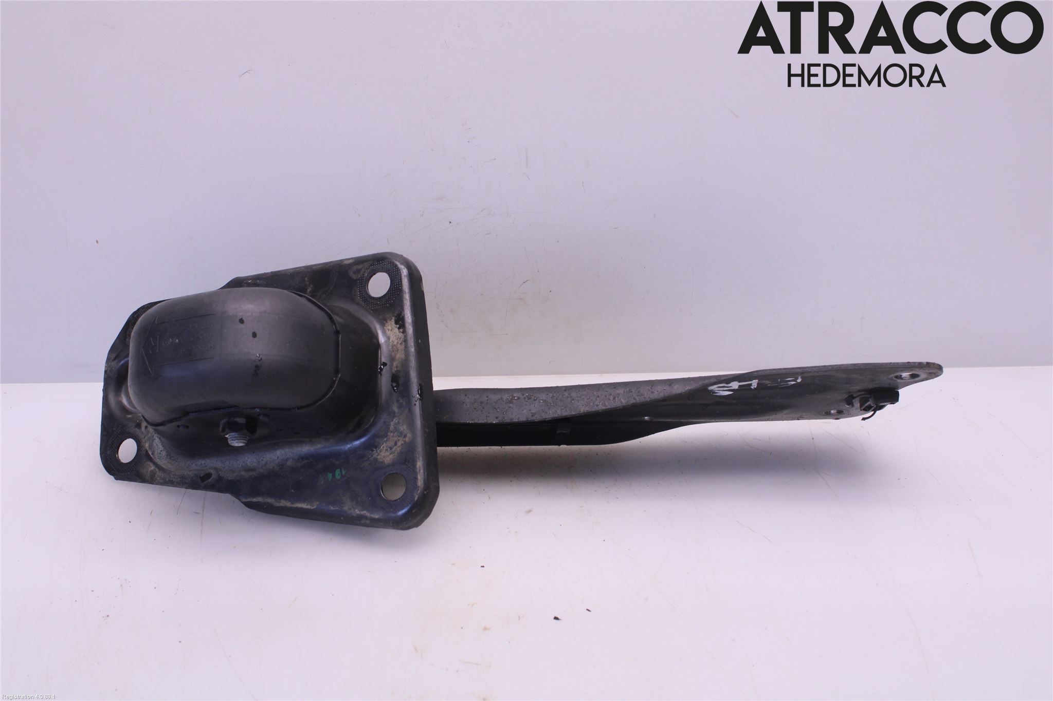 Volkswagen VW TIGUAN 16-24 Bärarm Bak Höger