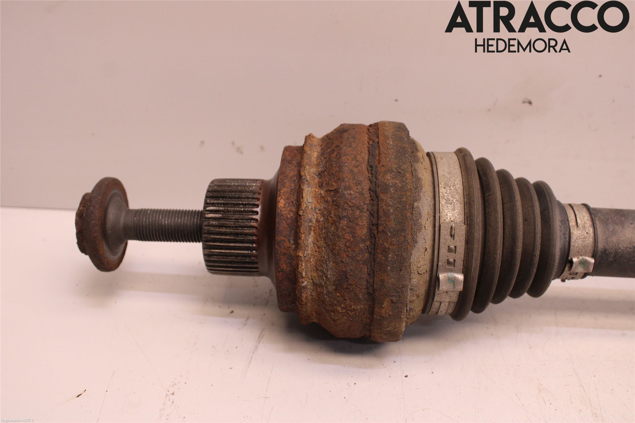 Audi A4 12-15 Drivaxel Bak Höger