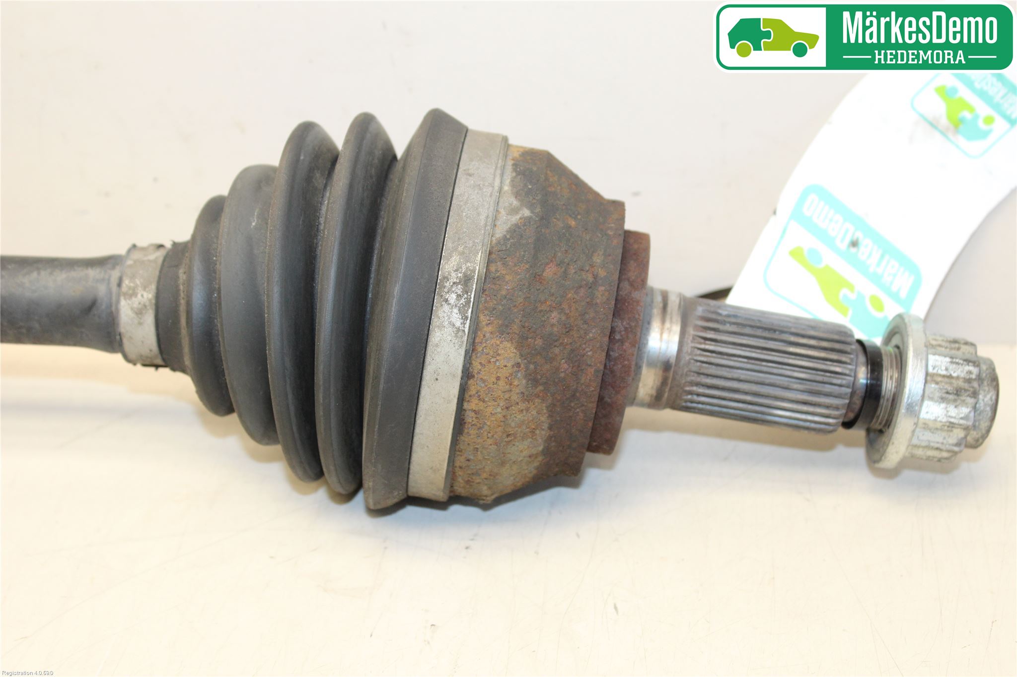 Audi Q7/SQ7 Drivaxel Fram Höger