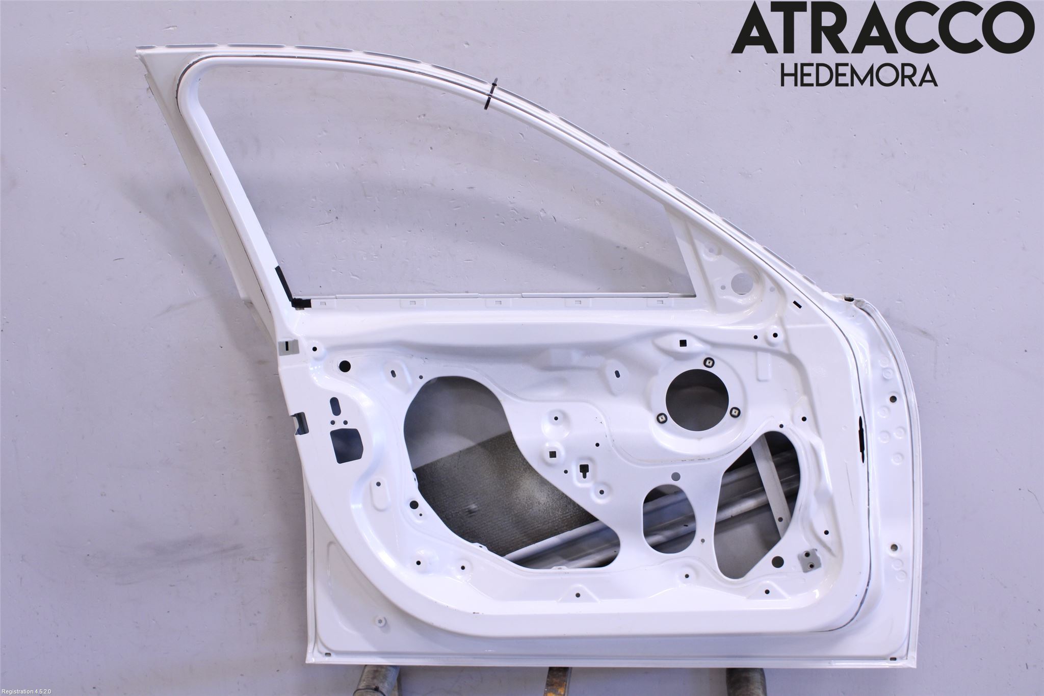 BMW 3 F30/F31/F80 12-19 Dörr Fram Vänster