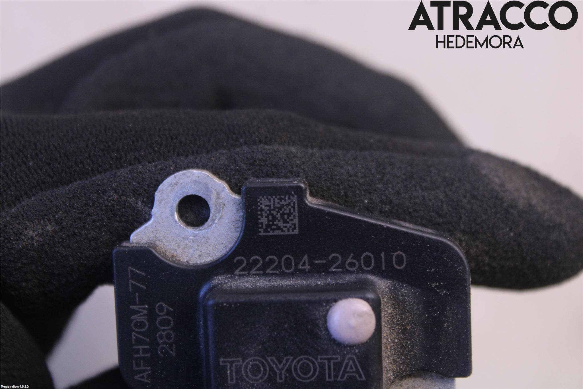 Toyota YARIS XP130 12-14 Injluftmassamätare