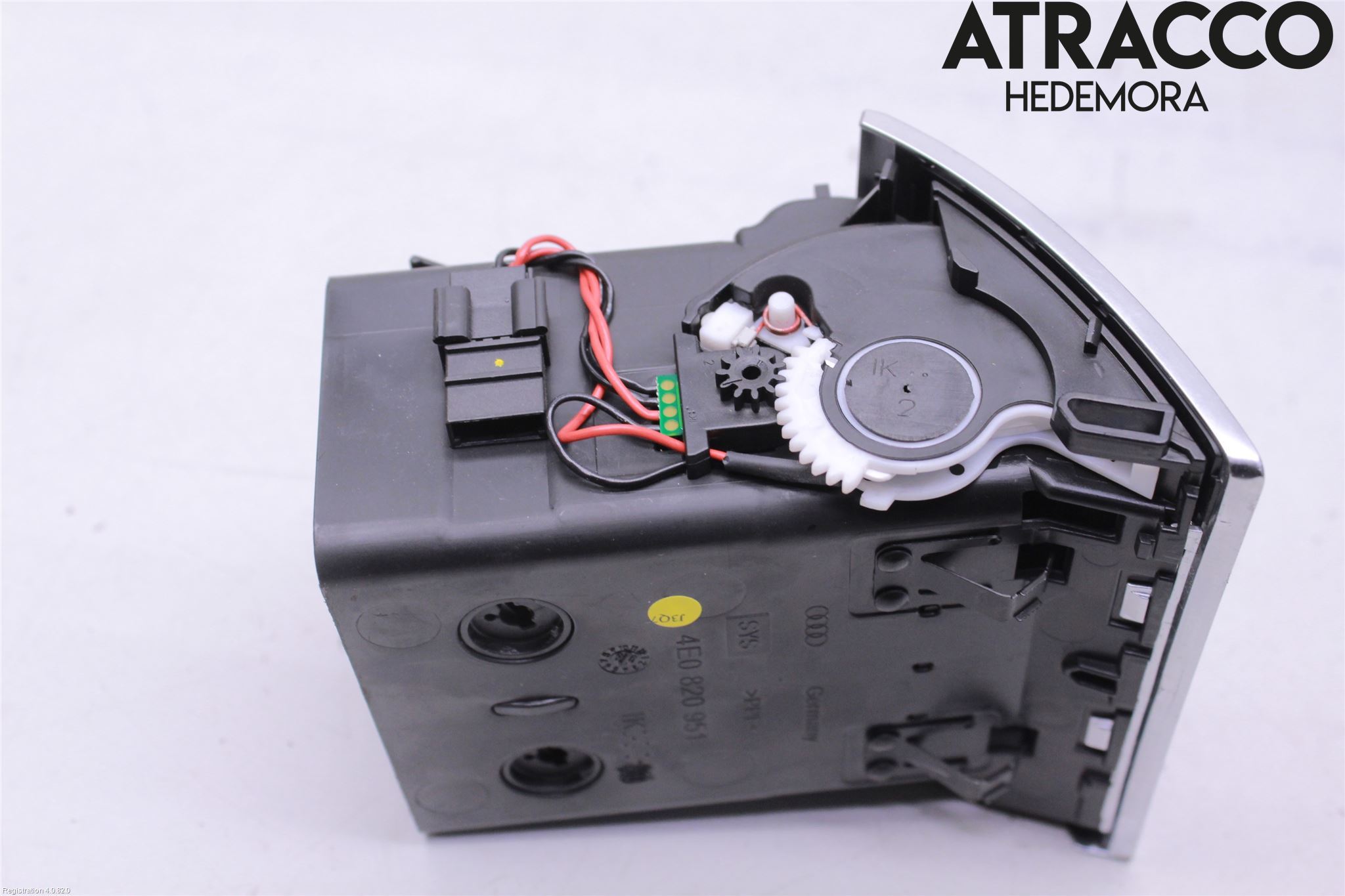 Audi A8/S8 4E  02-09 Defrosterkanal-Munstycke