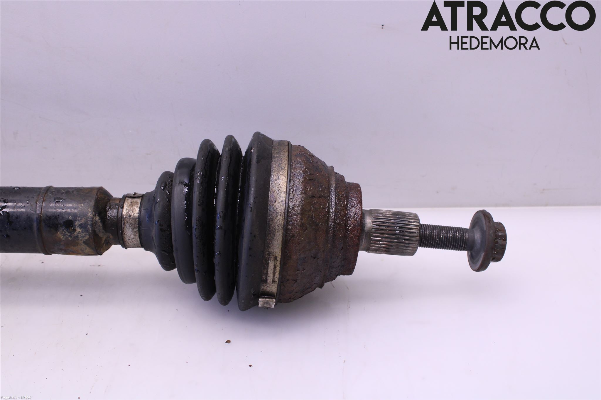 Volkswagen VW PASSAT 15-19 Drivaxel Fram Höger