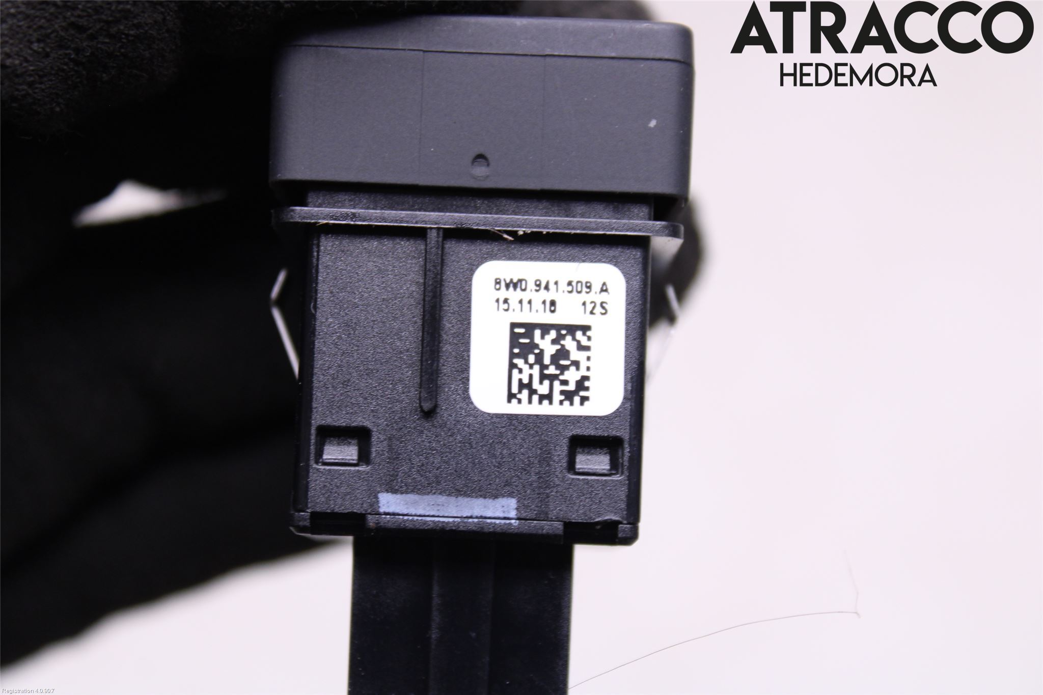 Audi A4/S4 B9 20- Strömställare Varnings