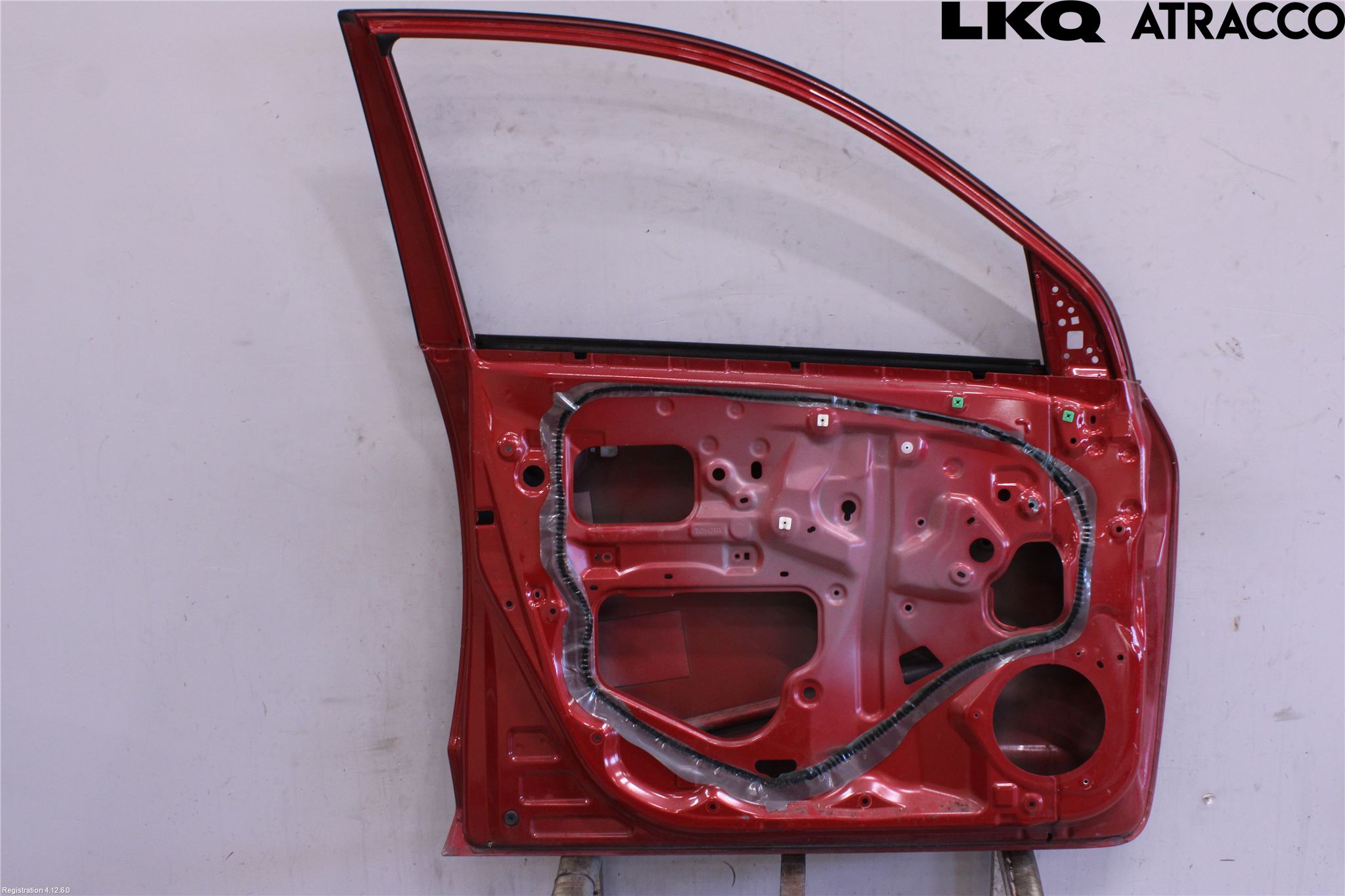 Toyota RAV 4 06-12 Dörr Fram Vänster
