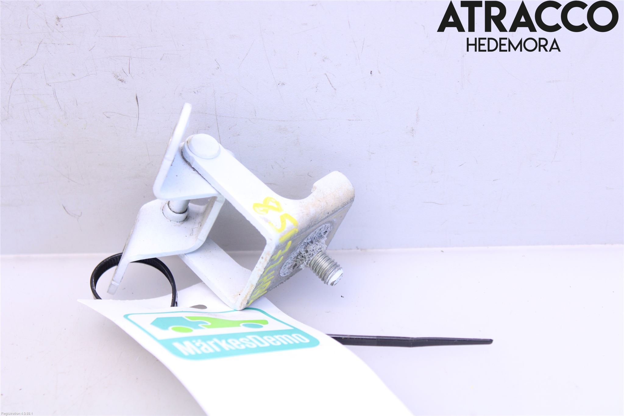 Dacia LOGAN MCV/STEPWAY Bakluckegångjärn Hö