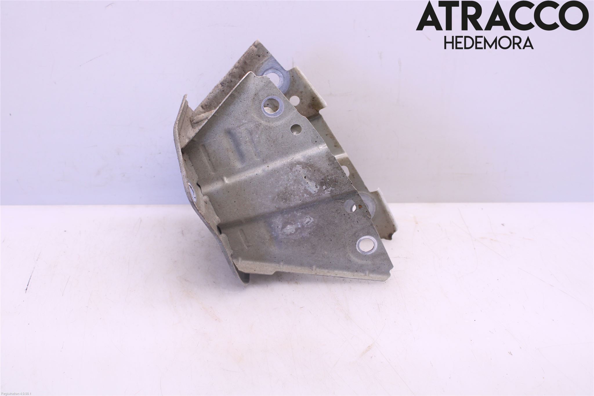 Volvo V90 17->> Stötfångarbärjärn Bak