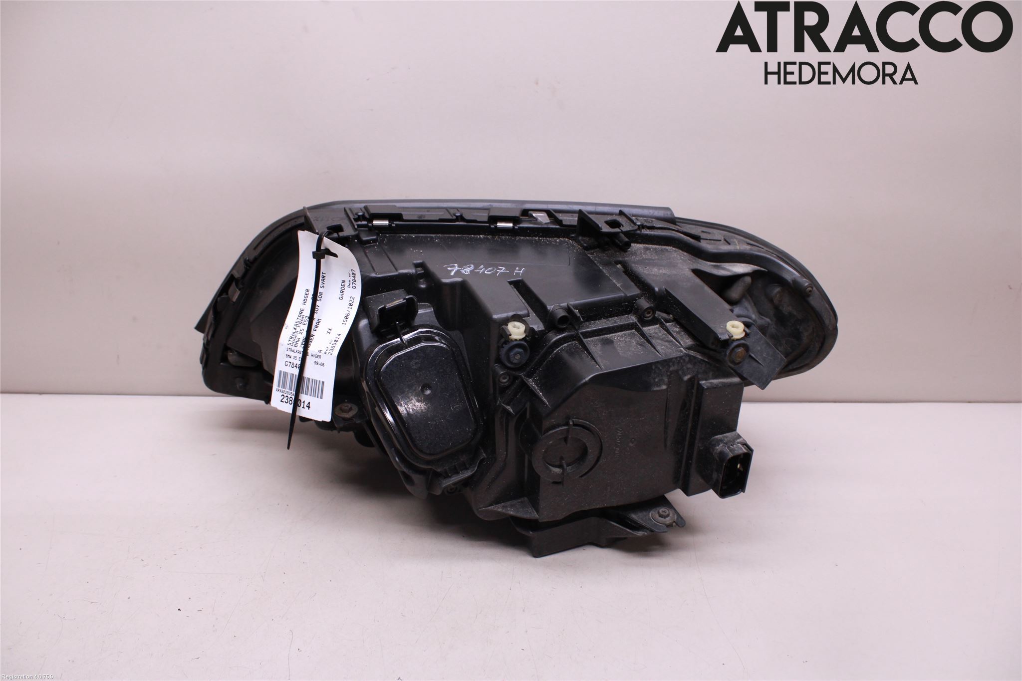 BMW X5 E53     99-06 Strålkastare Höger