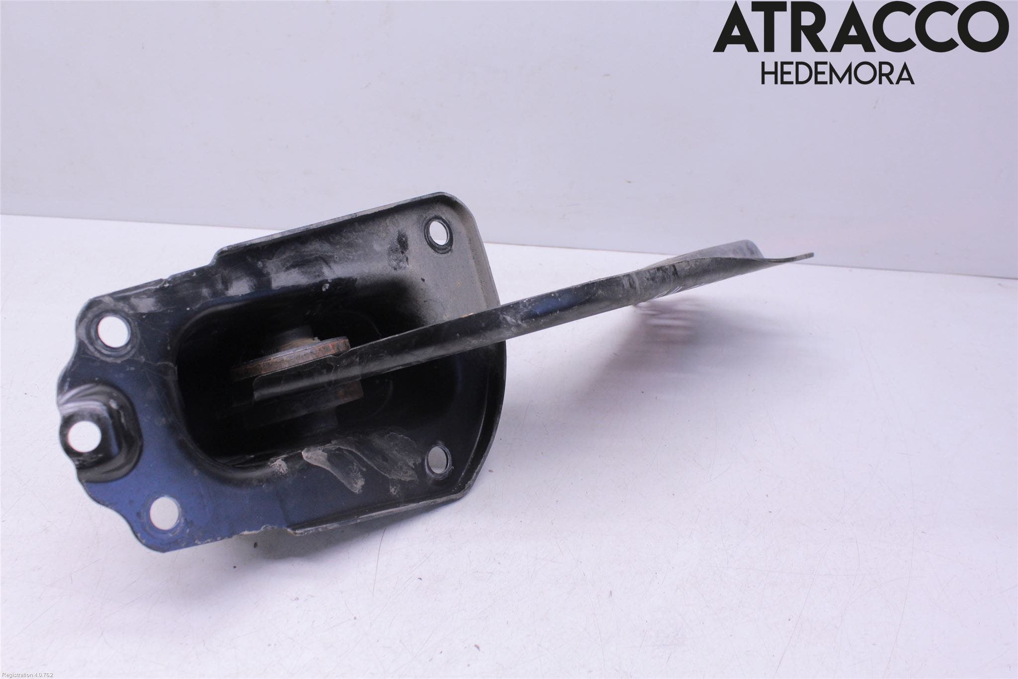 Toyota COROLLA 19- Bärarm Bak Höger