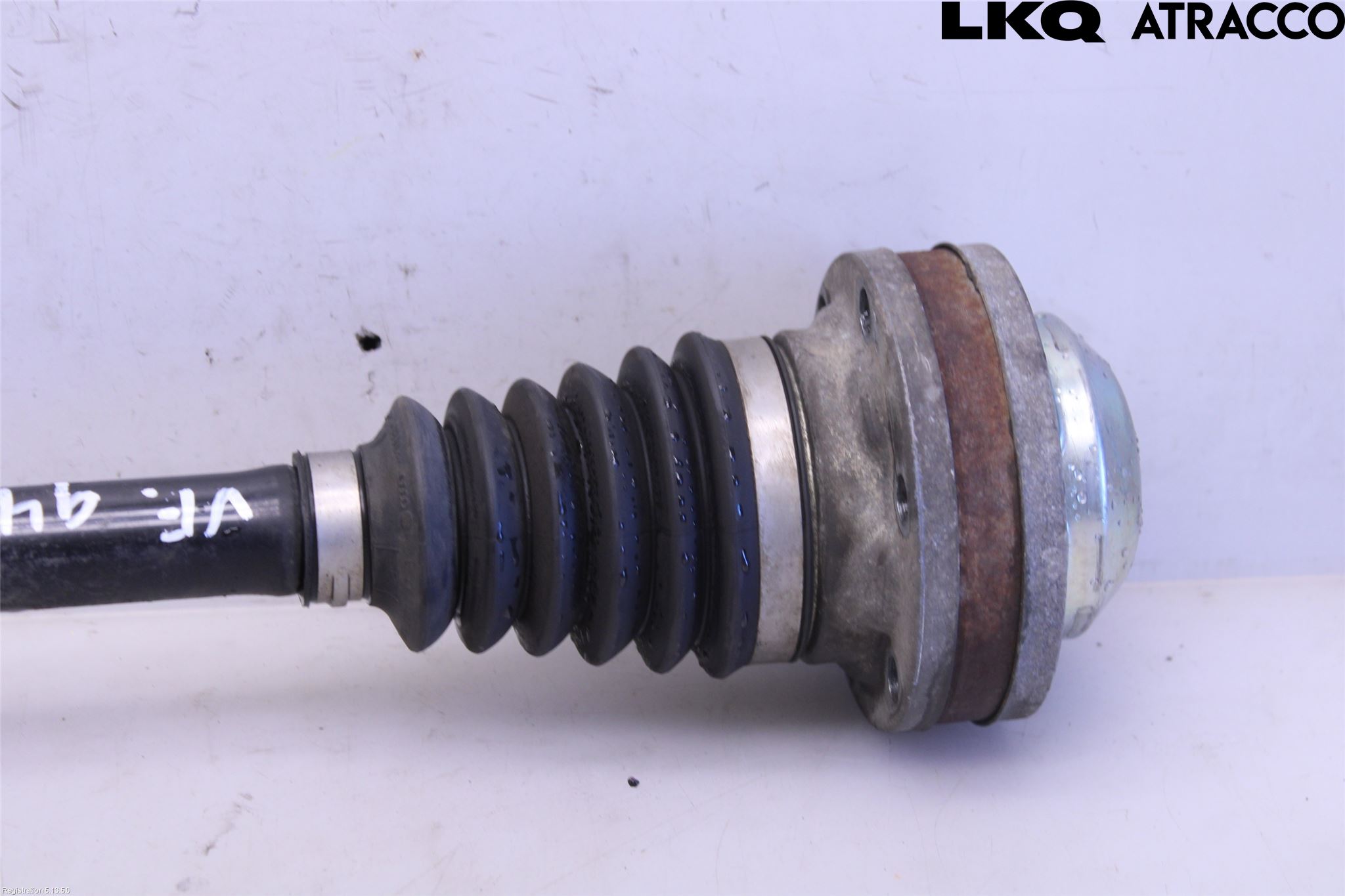 Volkswagen VW CADDY 11-15 Drivaxel Fram Vänster