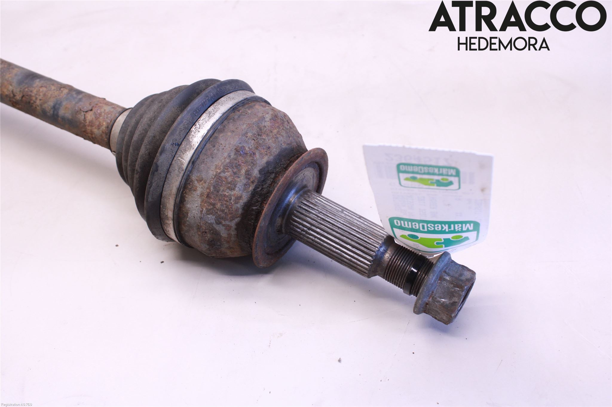 Nissan PATHFINDER R51 05-12 Drivaxel Bak Höger