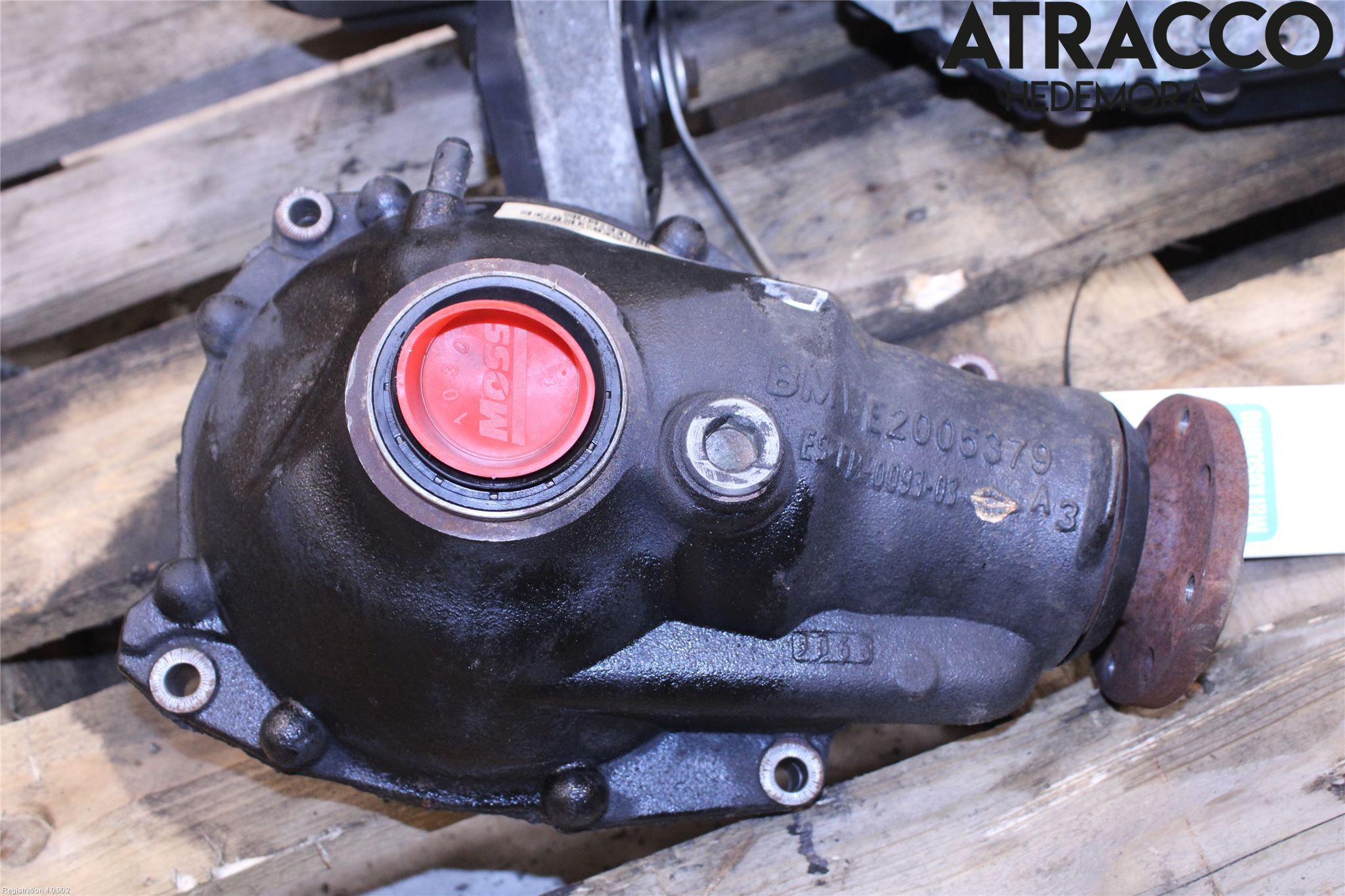 BMW X3 E83     03-10 Framvagn Diffrential