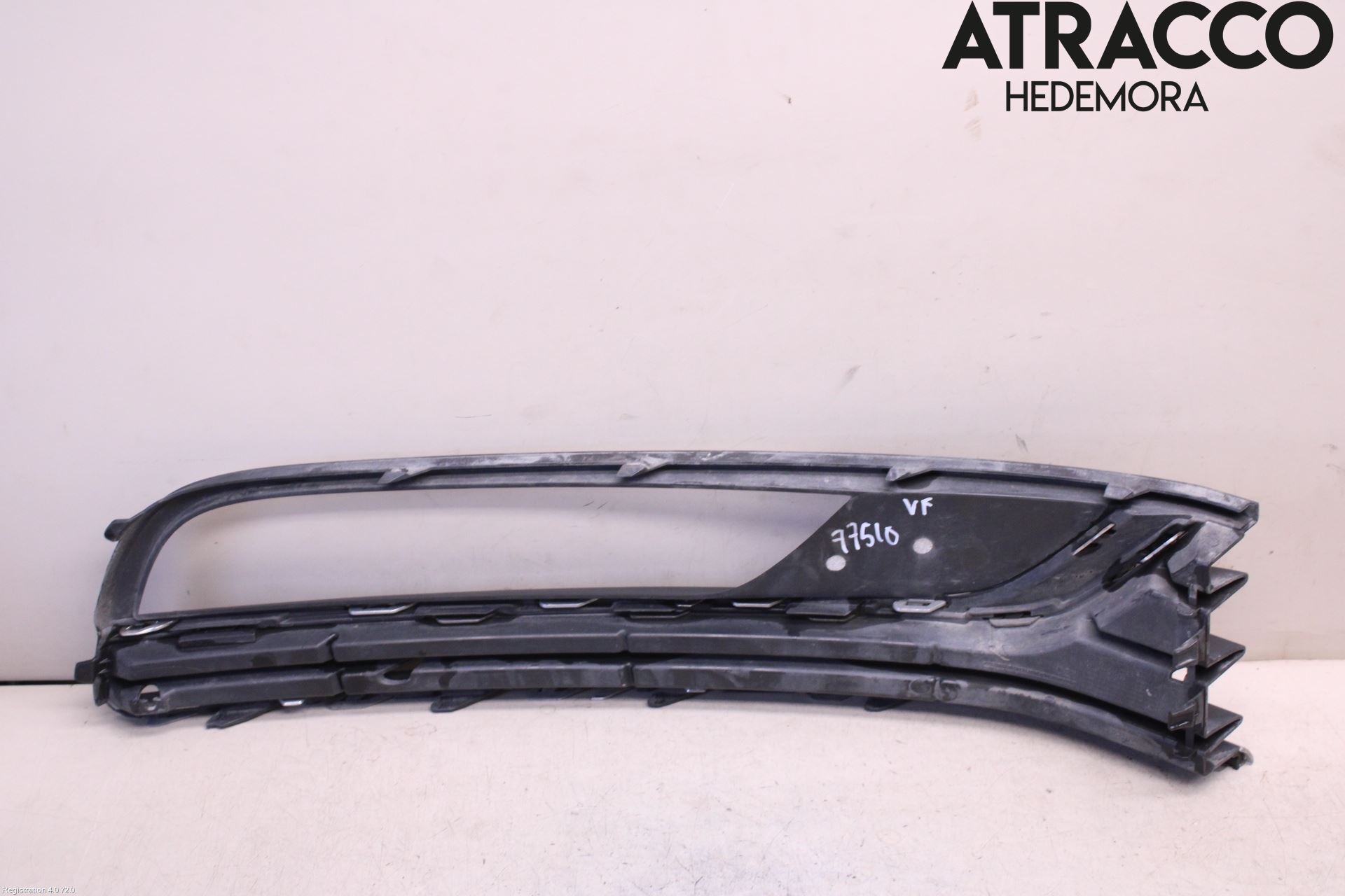 Volkswagen VW PASSAT 11-14 Dimljussarg Fram