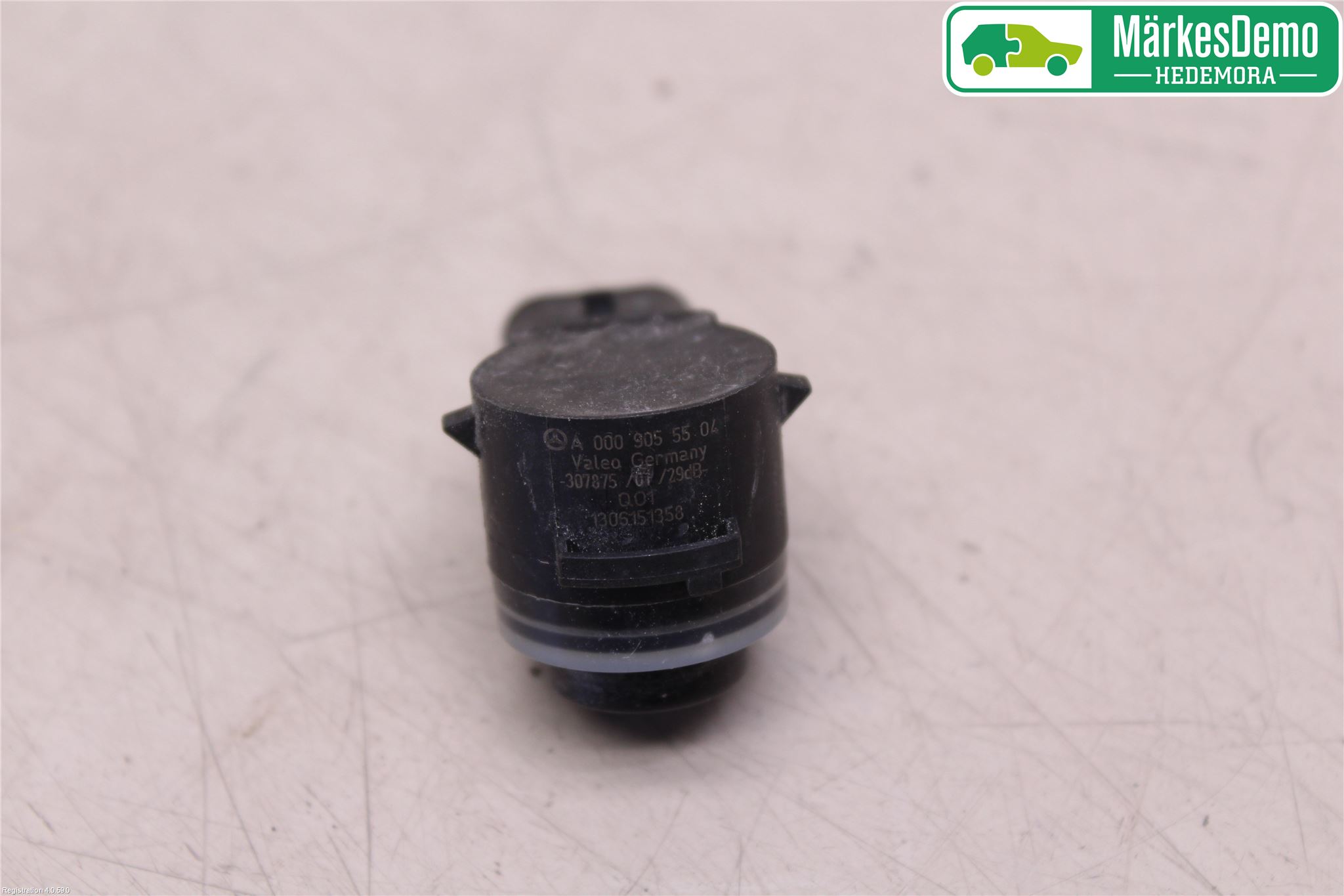 Mercedes-Benz MB E-KLASS (W212) 09-16 Parkeringshjälp Frontsensor