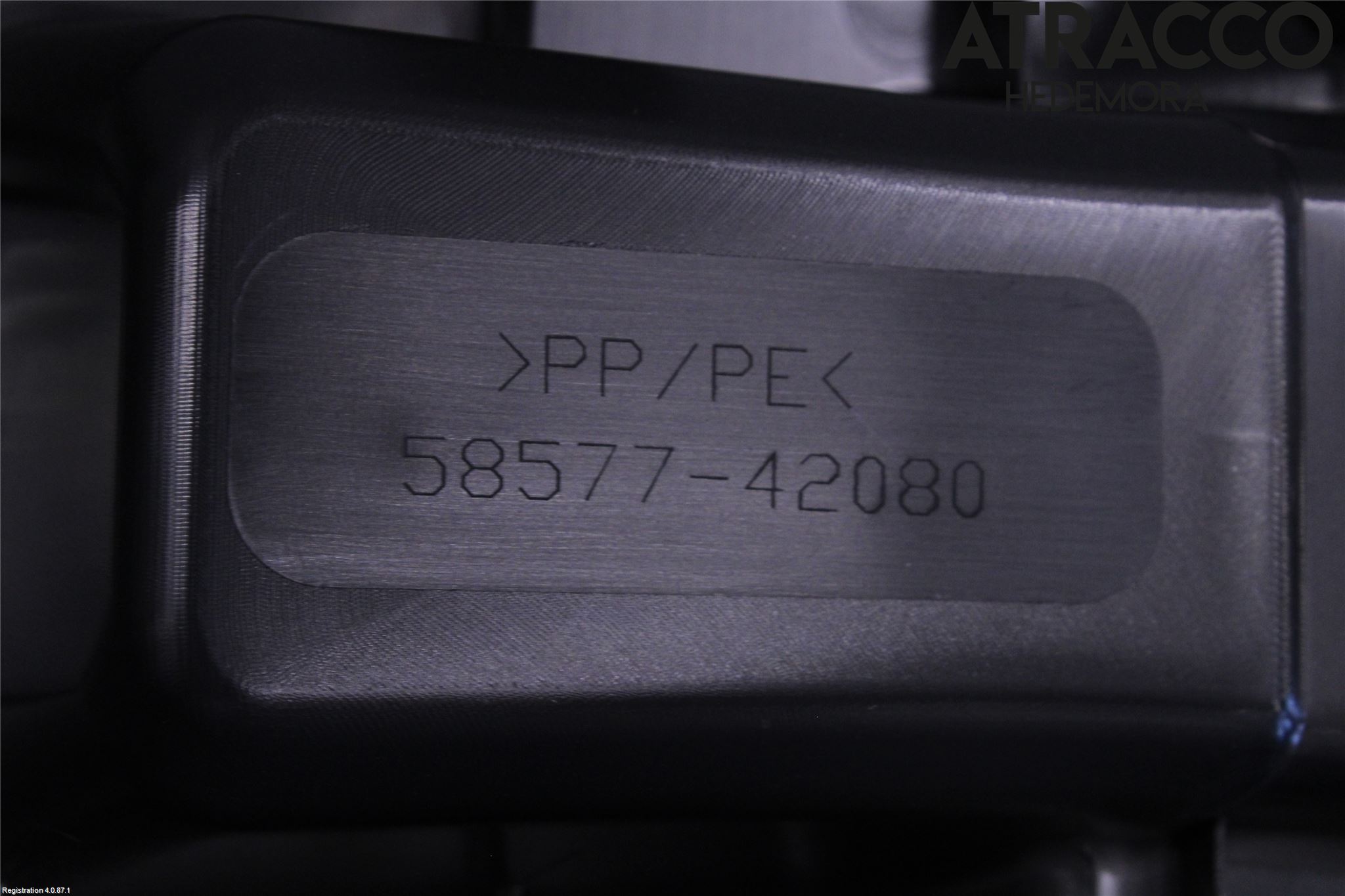 Toyota RAV4 19- Inredning Bakluckeklädsel