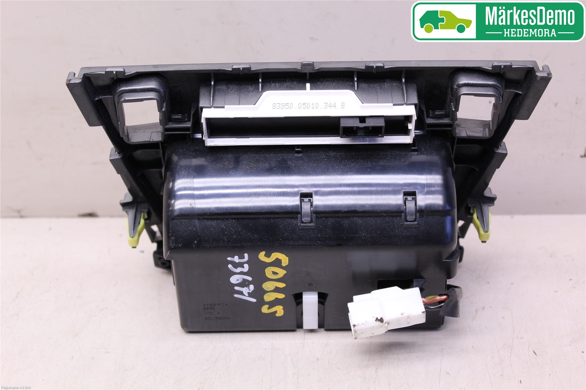 Toyota AVENSIS 09-15 Askkopp