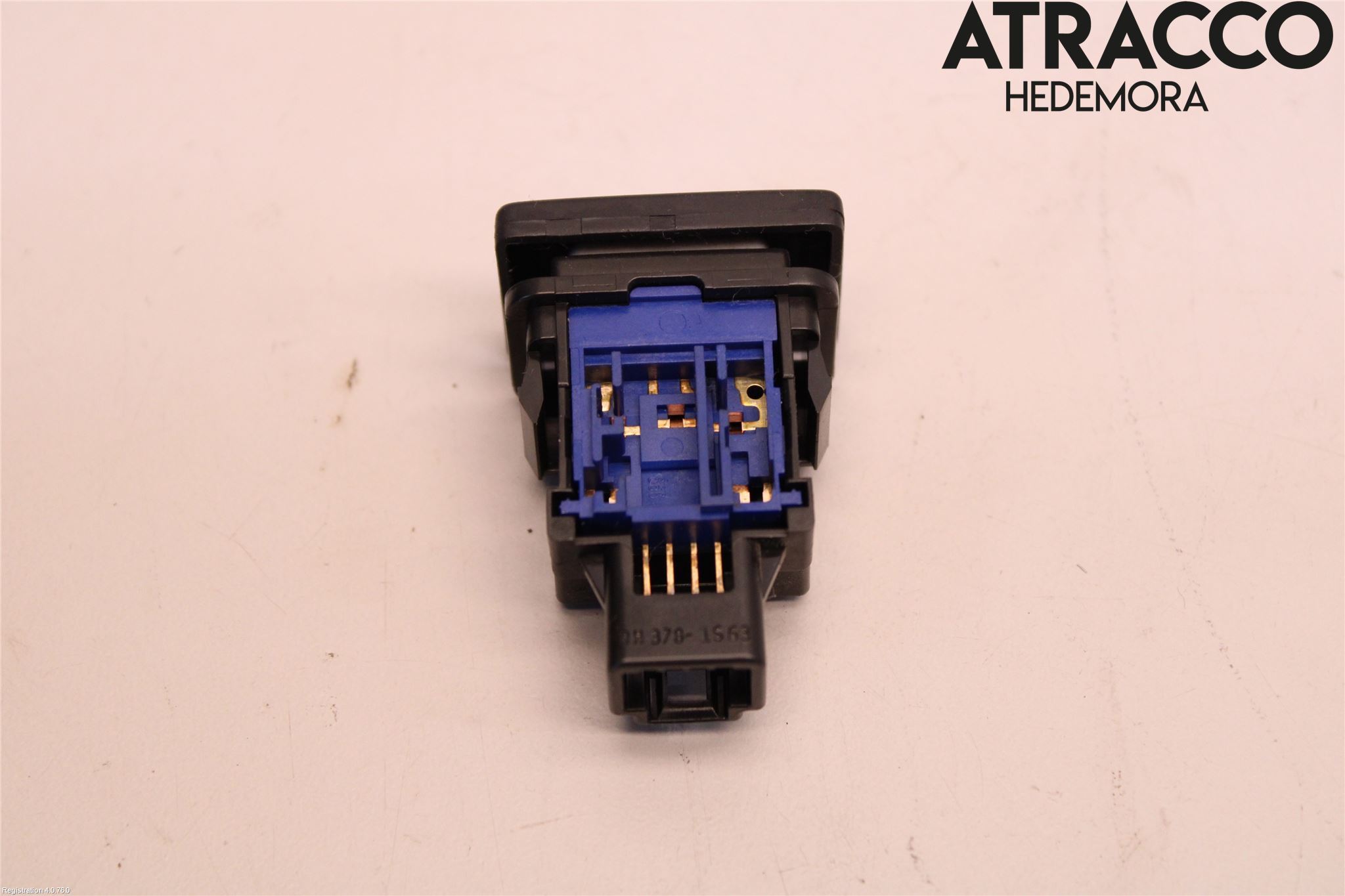 Toyota HILUX 16- Strömställare Övrigt