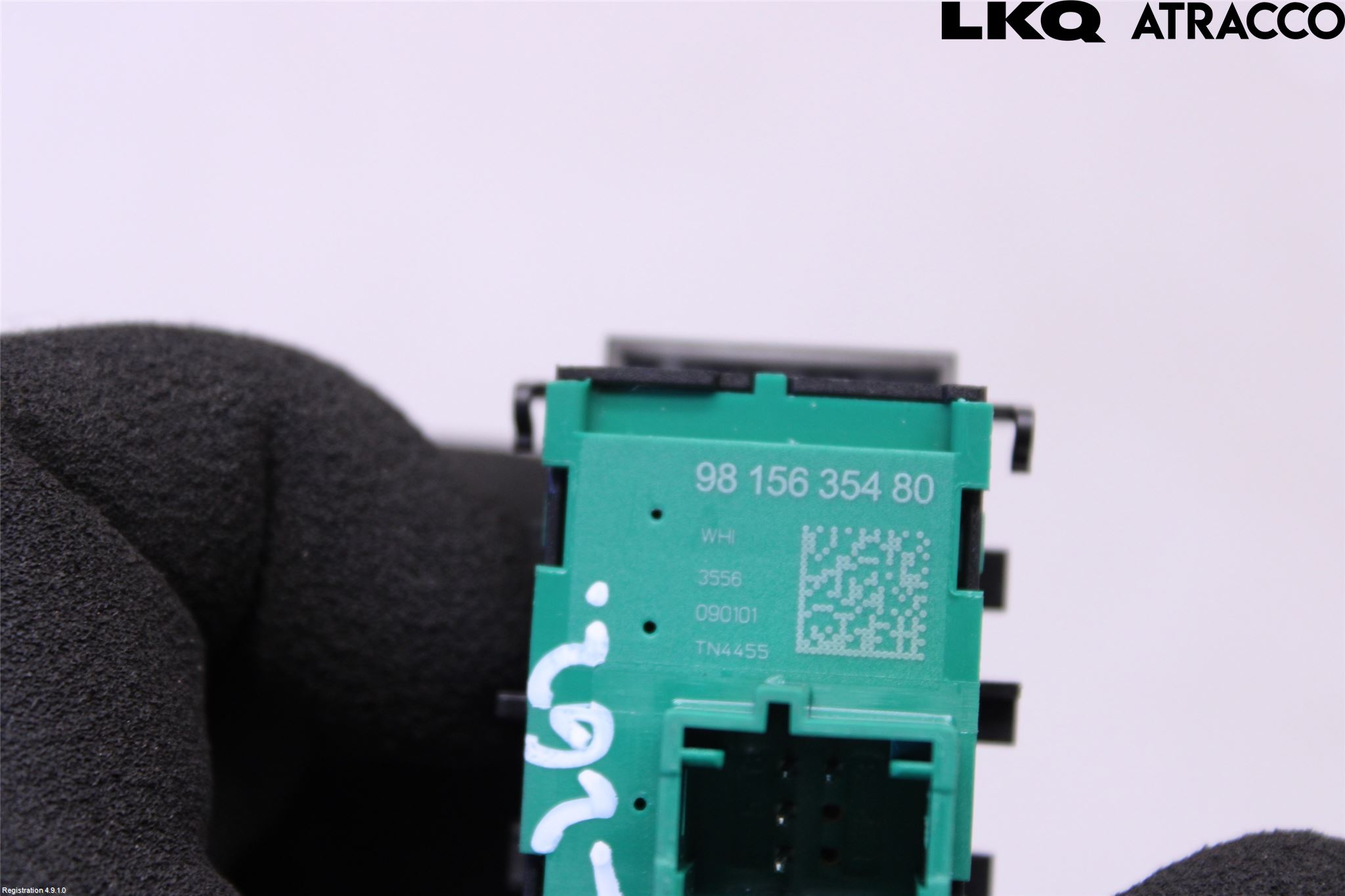 Peugeot 2008/E-2008 20- Strömställare Övrigt