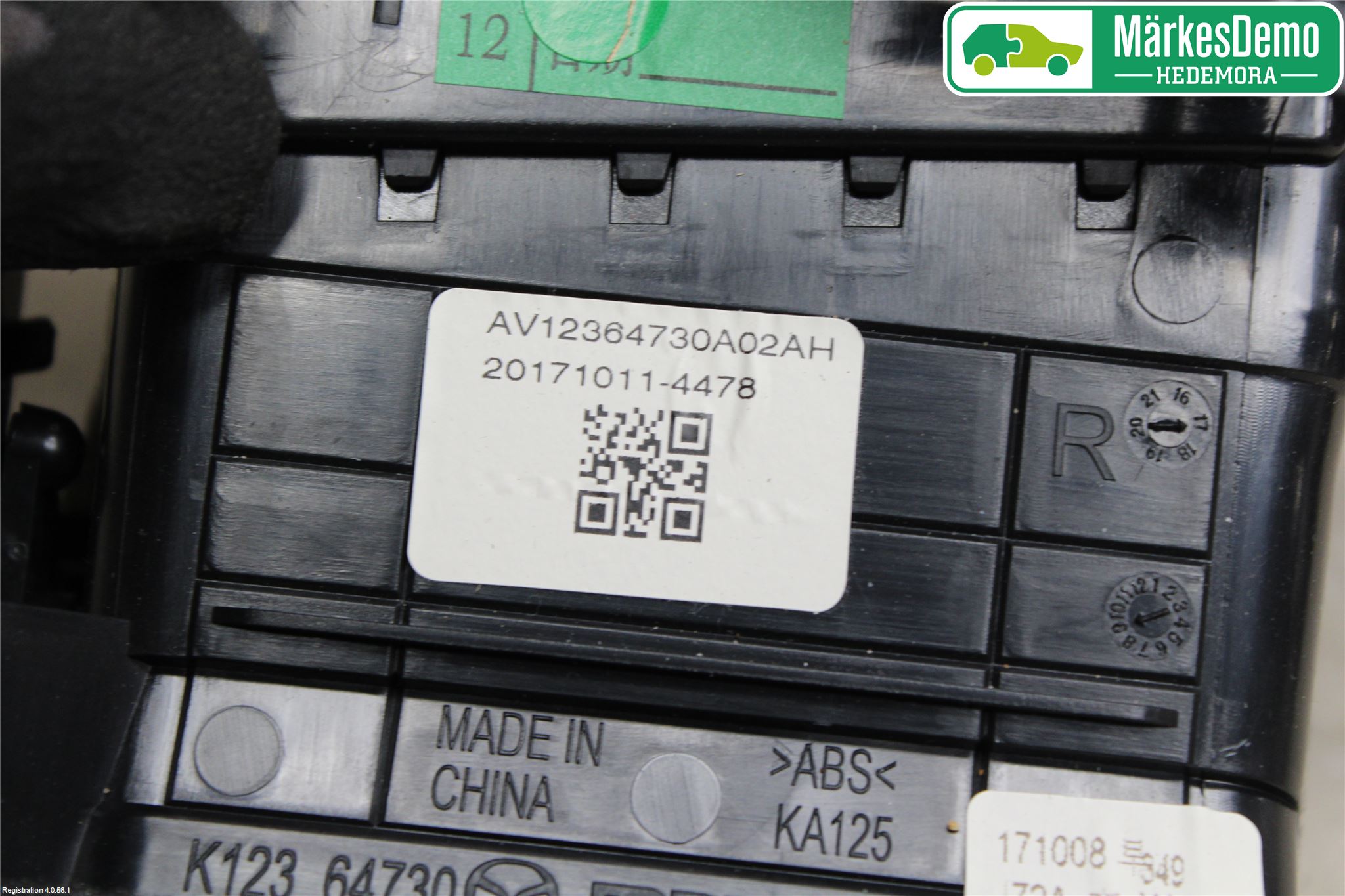 Mazda CX-5 17- Defrosterkanal-Munstycke