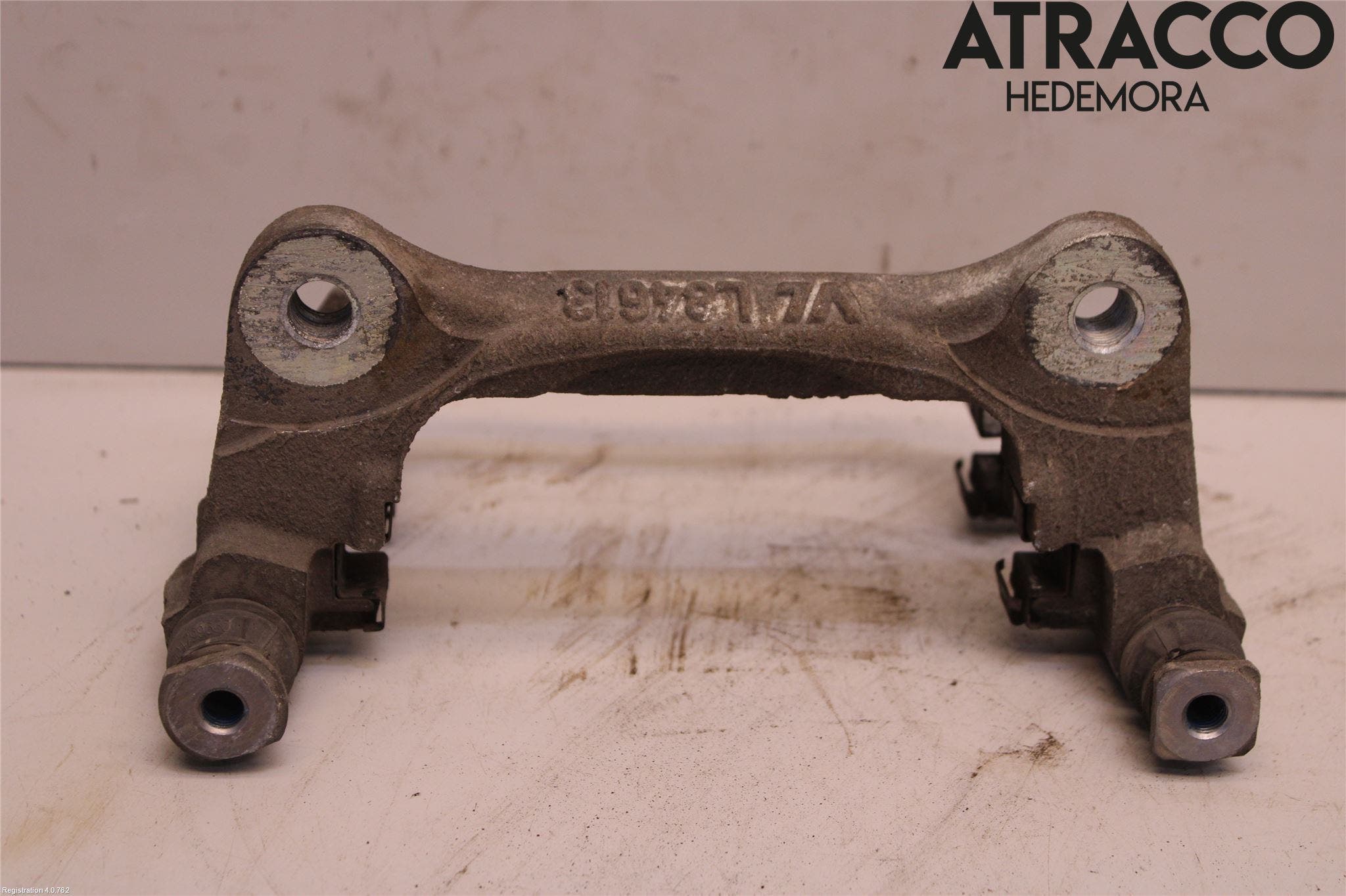 Toyota COROLLA 19- Bromsokshållare