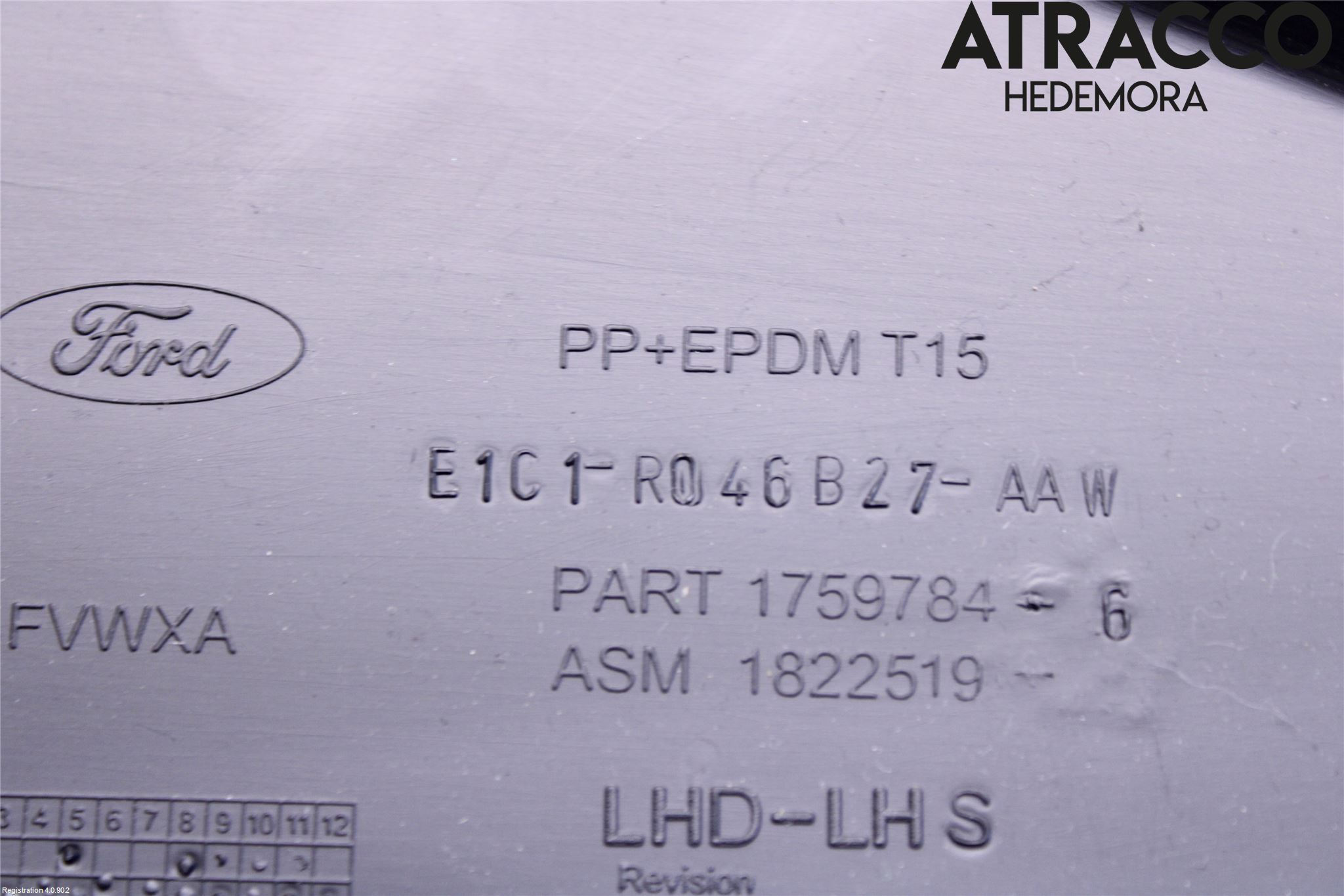 Ford KUGA 17-19 Inr Tunnelfack