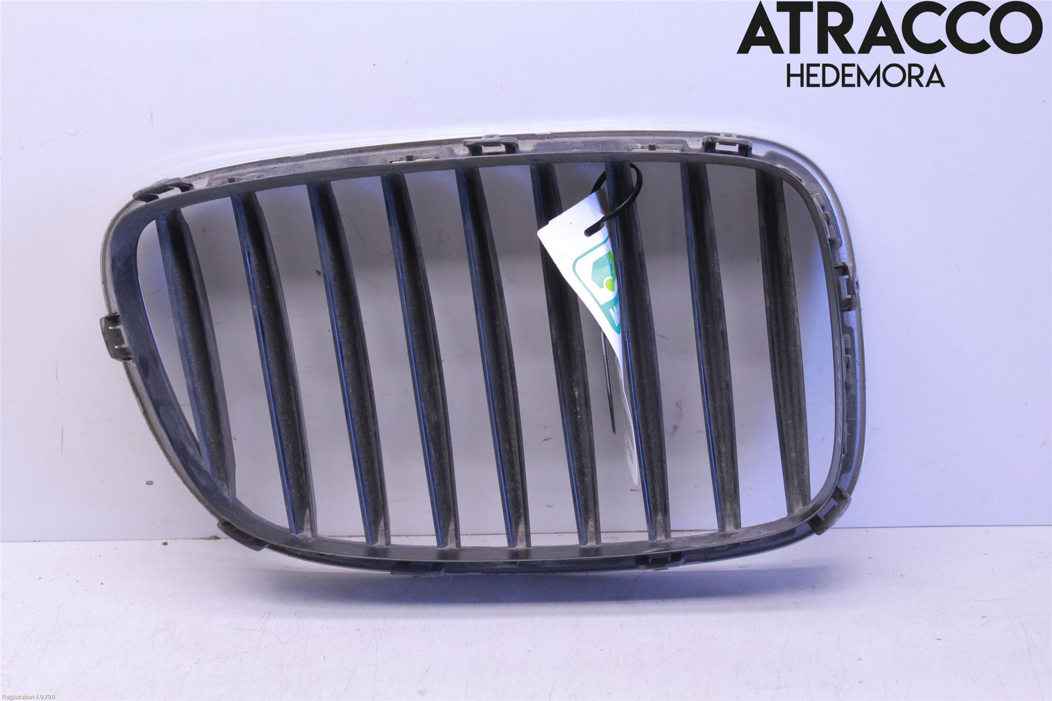 BMW 5 F10/F11/F18 09-17 Grilldel Vänster