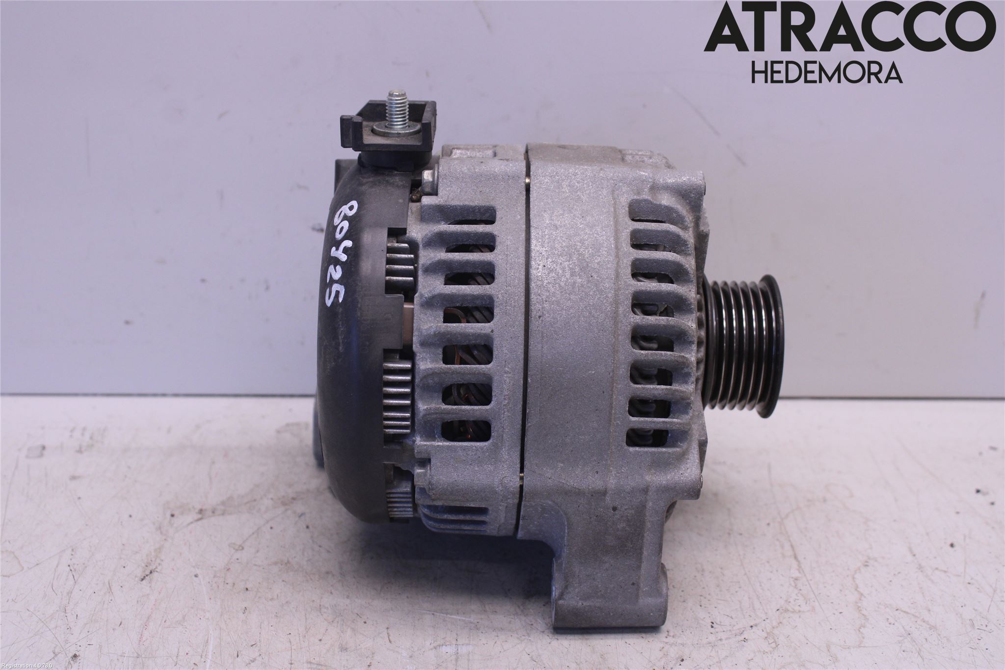 BMW 5 F10/F11/F18 09-17 Generator