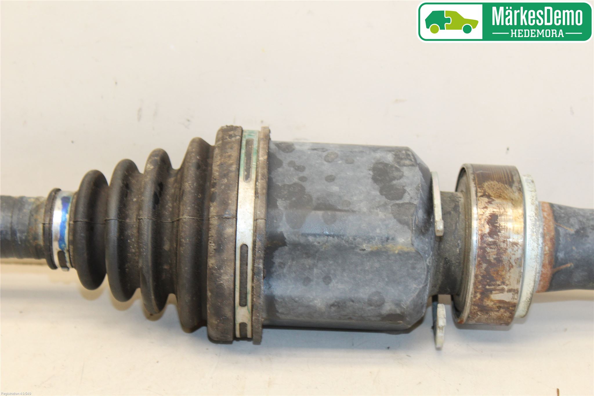 Toyota RAV4 13-18 Drivaxel Fram Höger