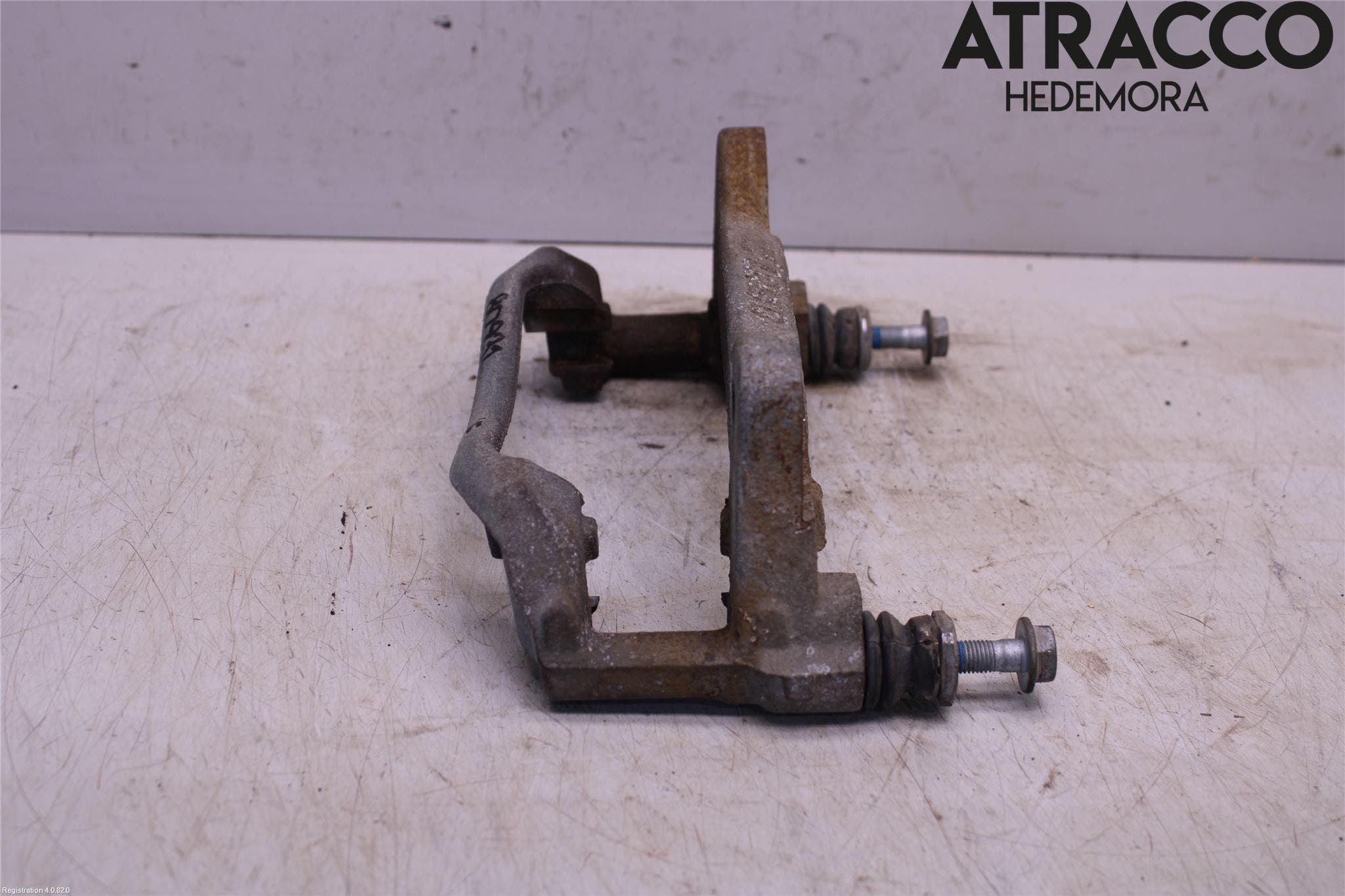 Toyota COROLLA 19- Bromsokshållare