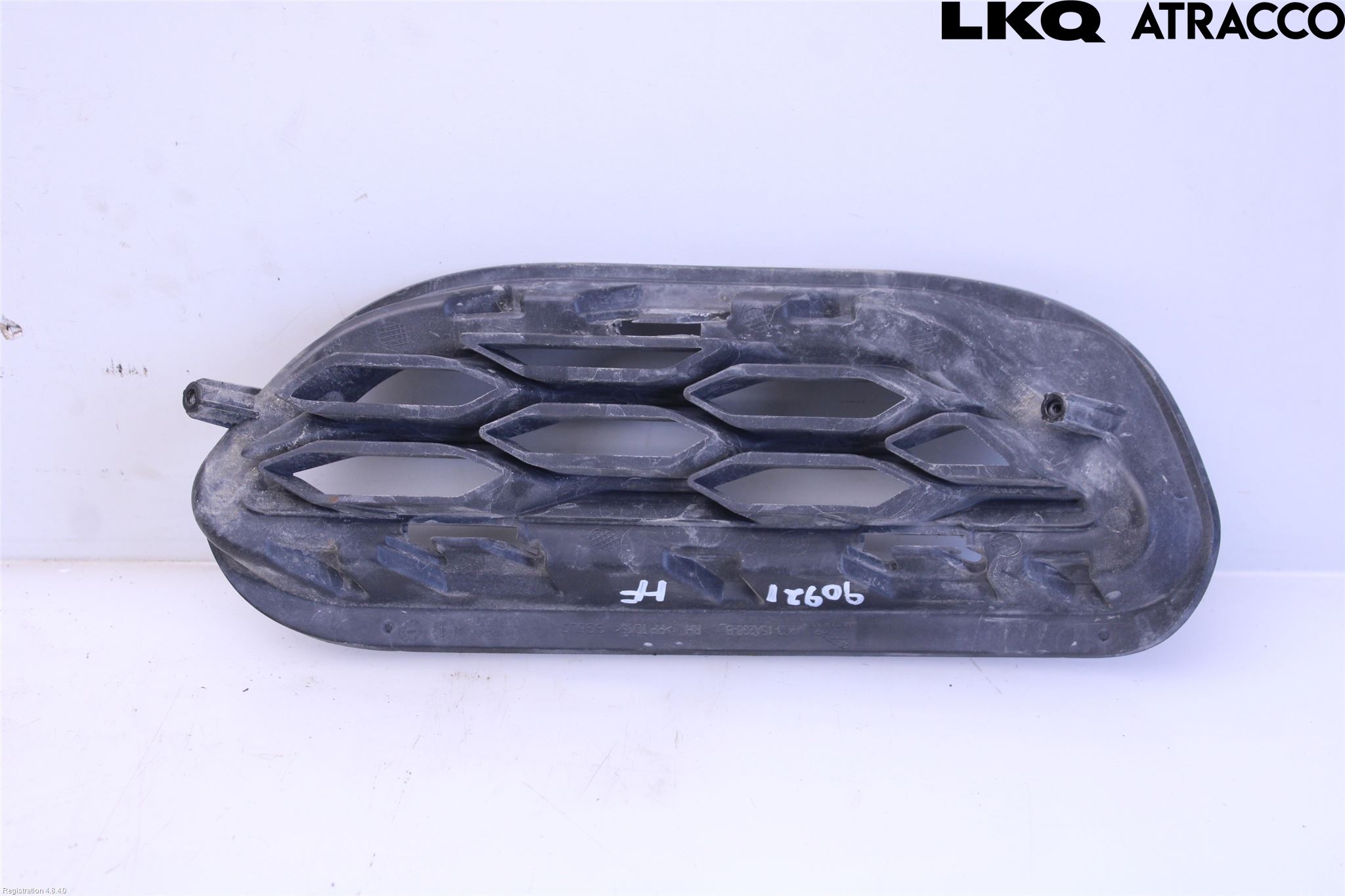 Jaguar E-PACE 17- Stötfångardel Fram Hö