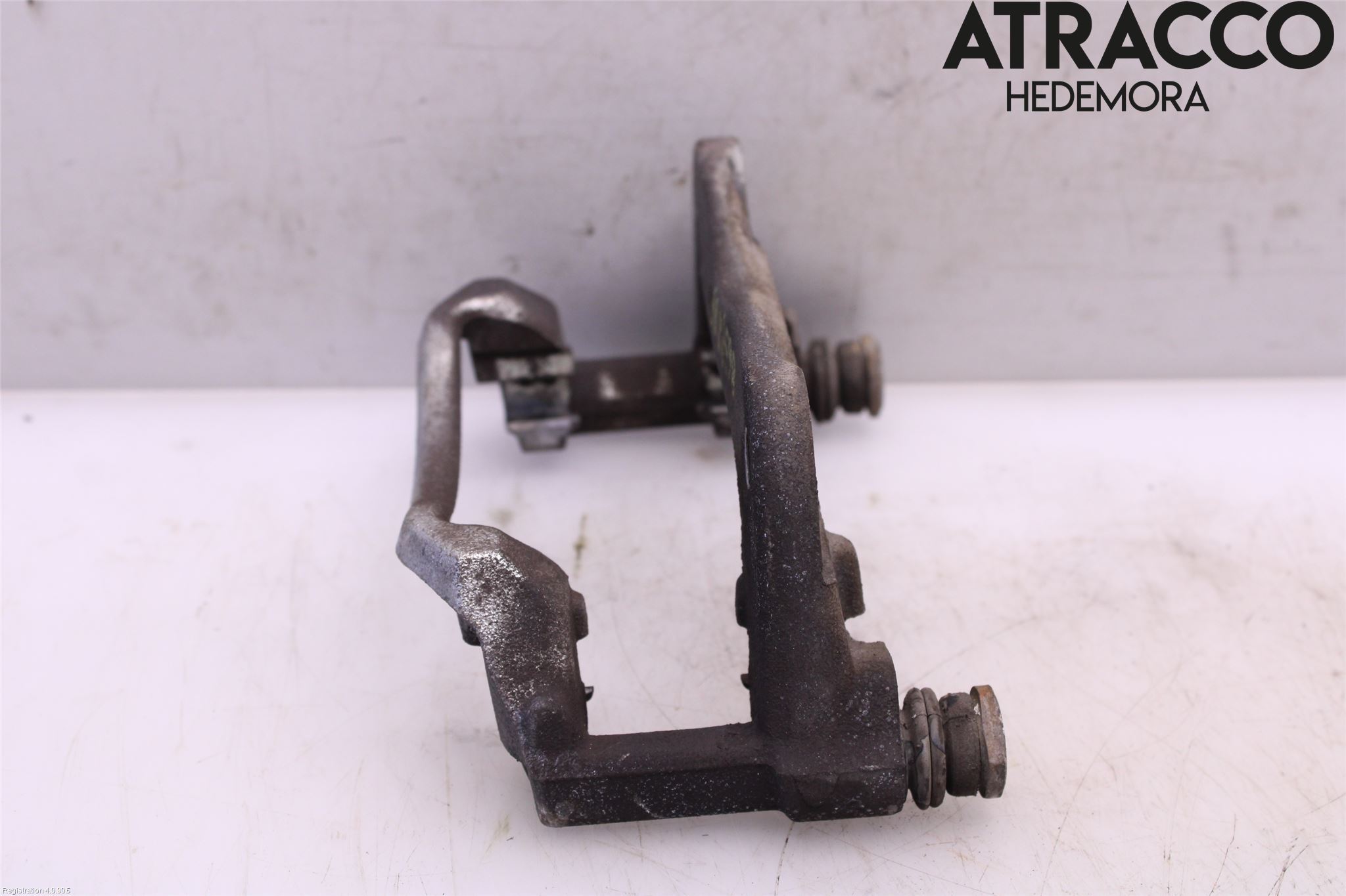 Toyota AURIS 13-19 Bromsokshållare