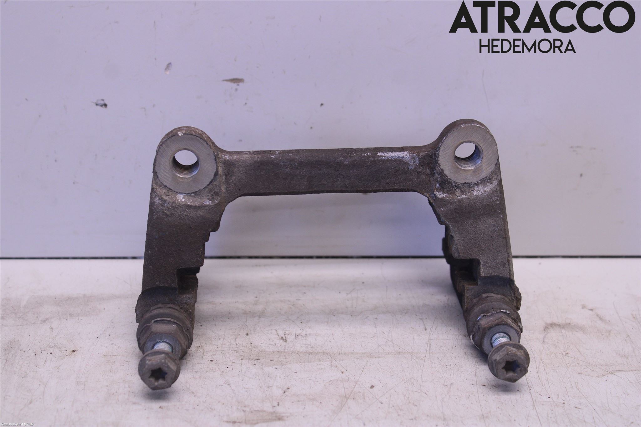 Audi A4/S4 B9 16-19 Bromsokshållare