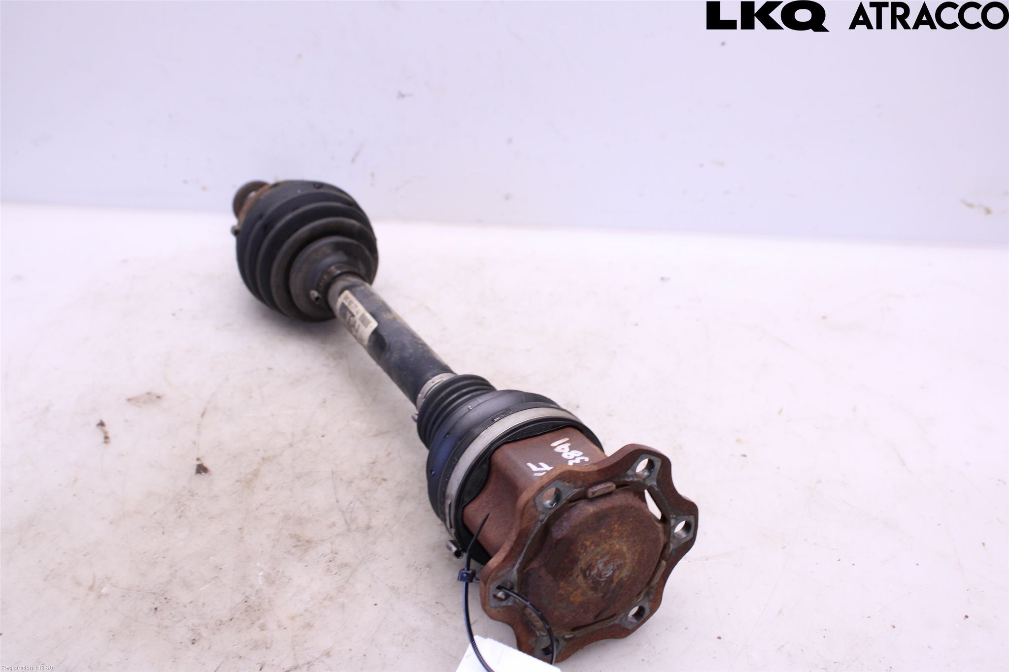 Audi A4 12-15 Drivaxel Fram Höger
