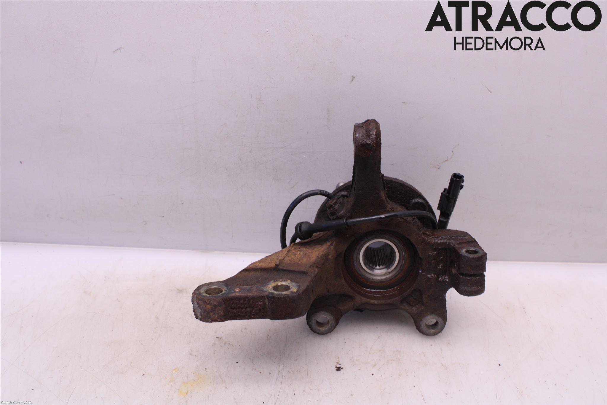 Nissan NOTE E12 14-20 Styrspindel Lagerhus Hö