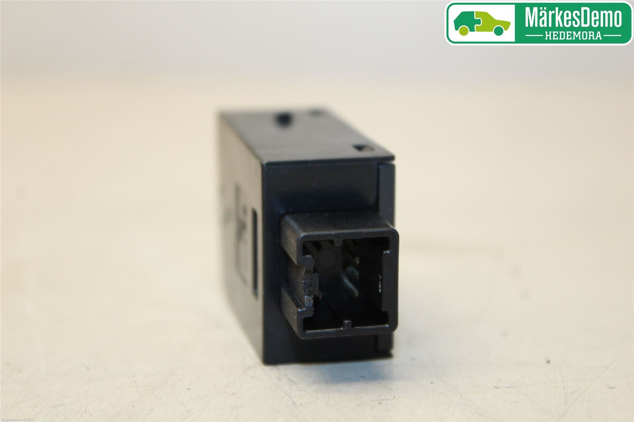 Subaru FORESTER SH  08-13 Strömställare Nivåreglering