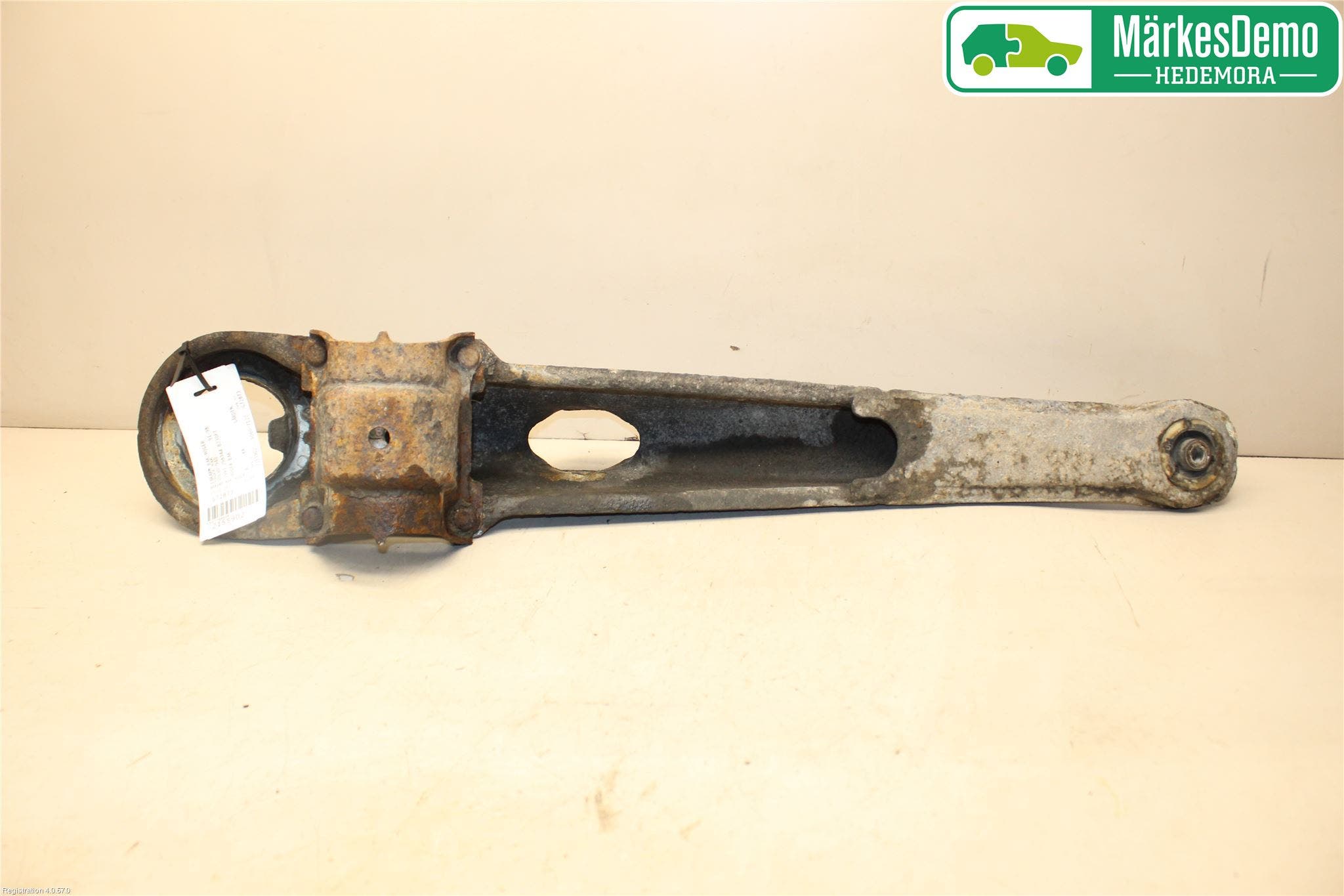 Volvo 940 91-98 Bärarm Bak Höger